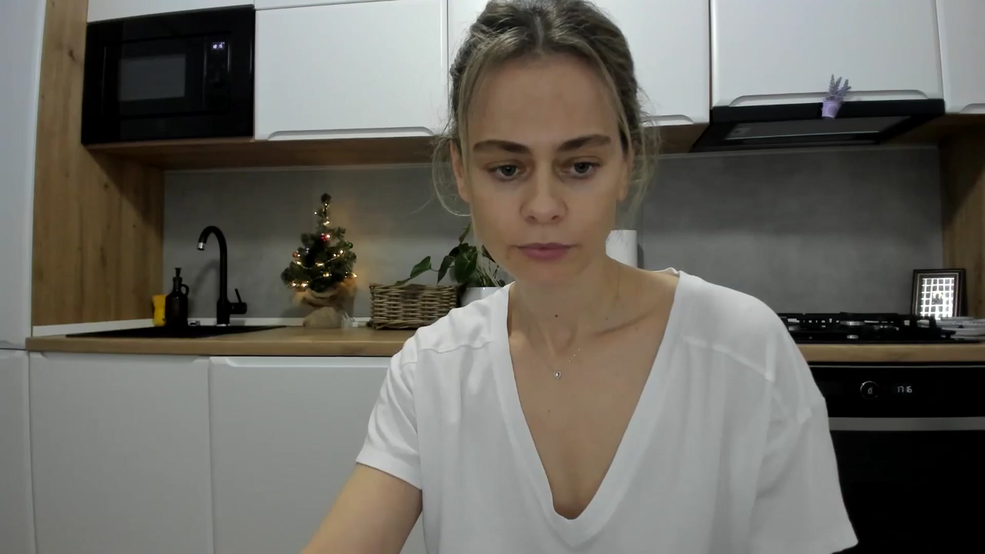 Gallery image thumbnail from DebbyPaige's myfreecams stream on, 01/04/2026, 15:26 image 20 of 20