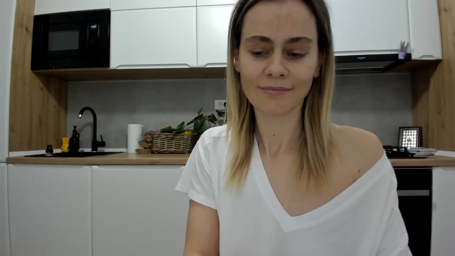 Gallery image thumbnail from DebbyPaige's myfreecams stream on, 01/08/2026, 14:41 image 20 of 20