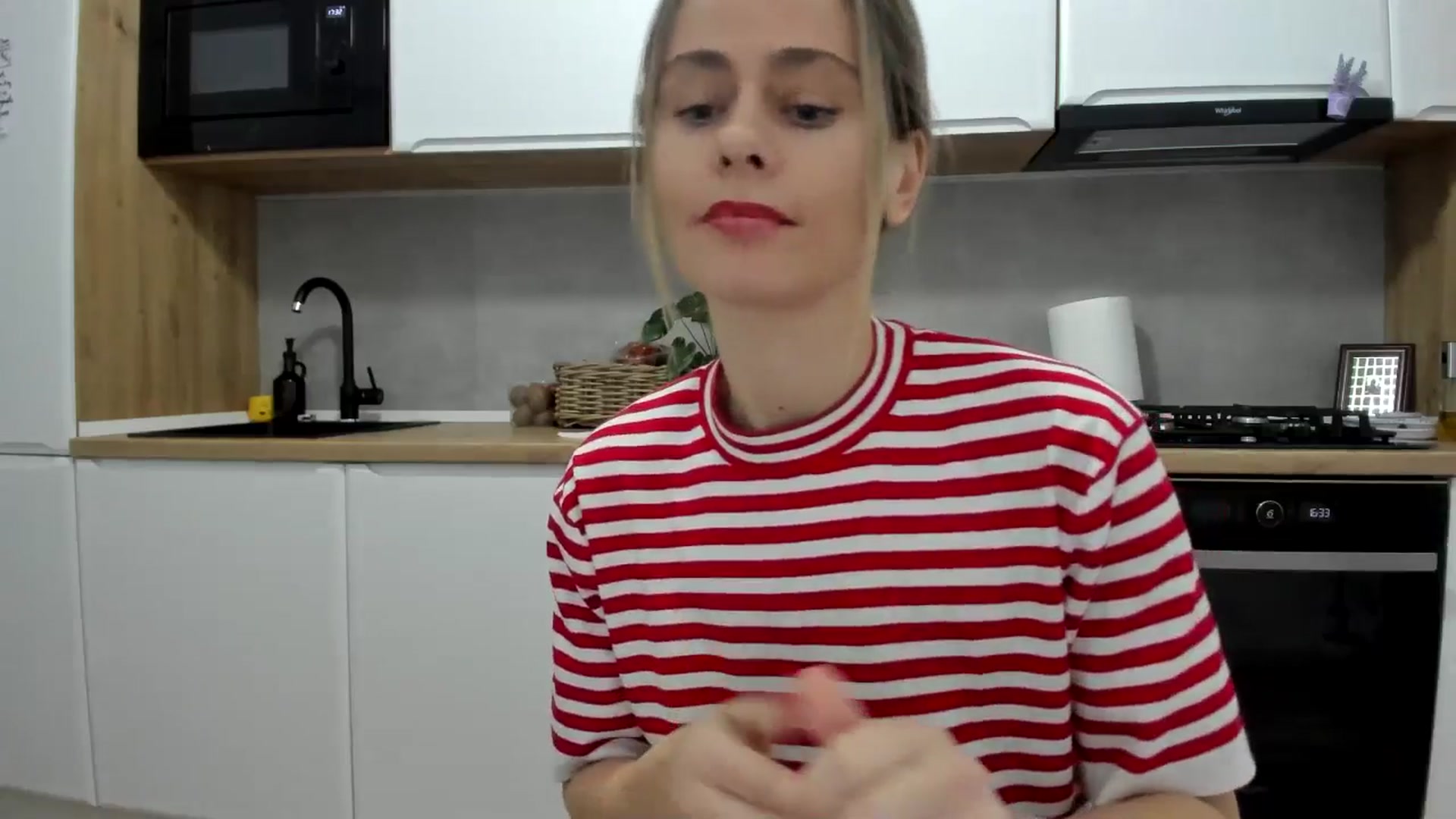 Gallery image thumbnail from DebbyPaige's myfreecams stream on, 01/13/2026, 14:42 image 19 of 20