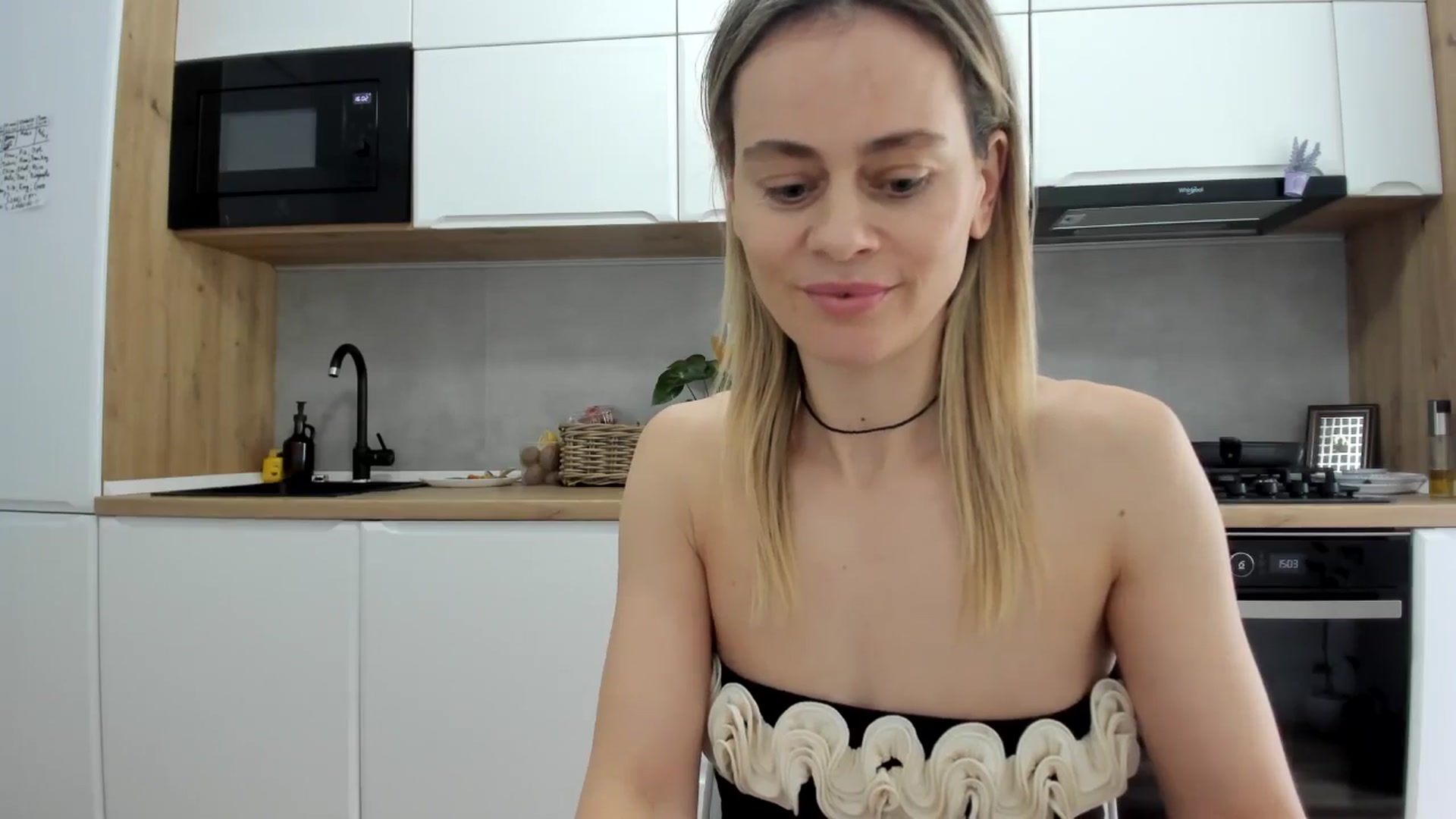 Gallery image thumbnail from DebbyPaige's myfreecams stream on, 01/14/2026, 14:21 image 6 of 20