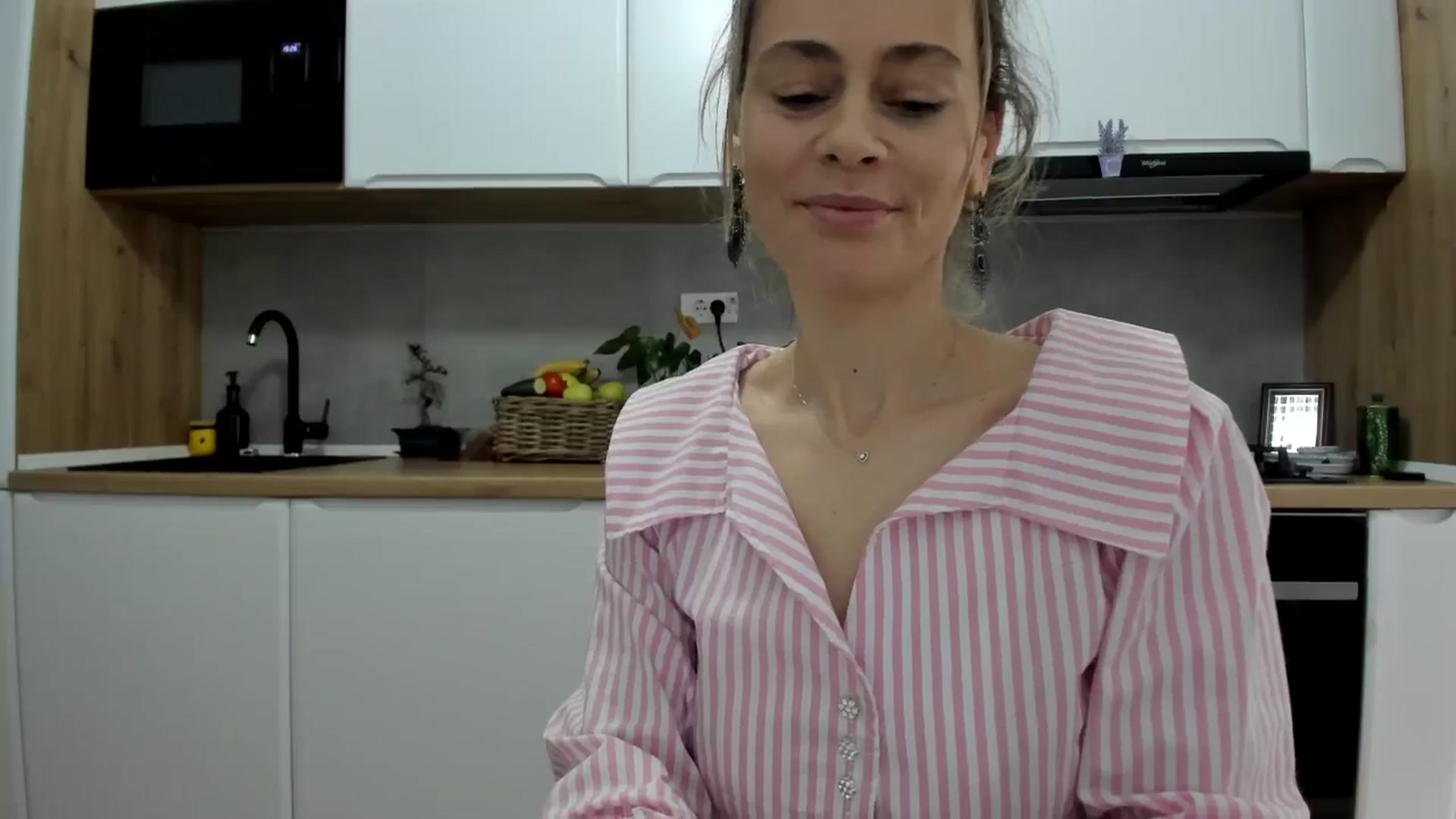Gallery image thumbnail from DebbyPaige's myfreecams stream on, 01/26/2026, 12:37 image 20 of 20