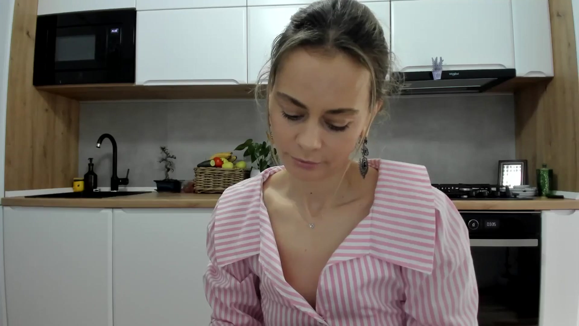 Gallery image thumbnail from DebbyPaige's myfreecams stream on, 01/26/2026, 12:47 image 10 of 20