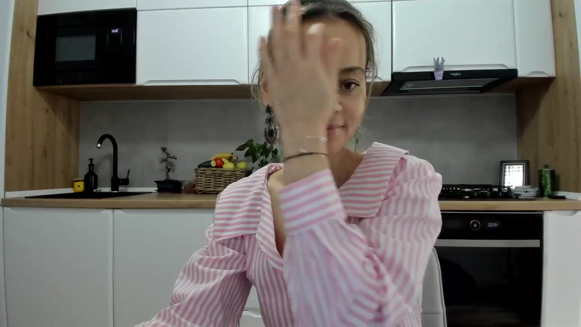 Gallery image thumbnail from DebbyPaige's myfreecams stream on, 01/26/2026, 12:47 image 9 of 20