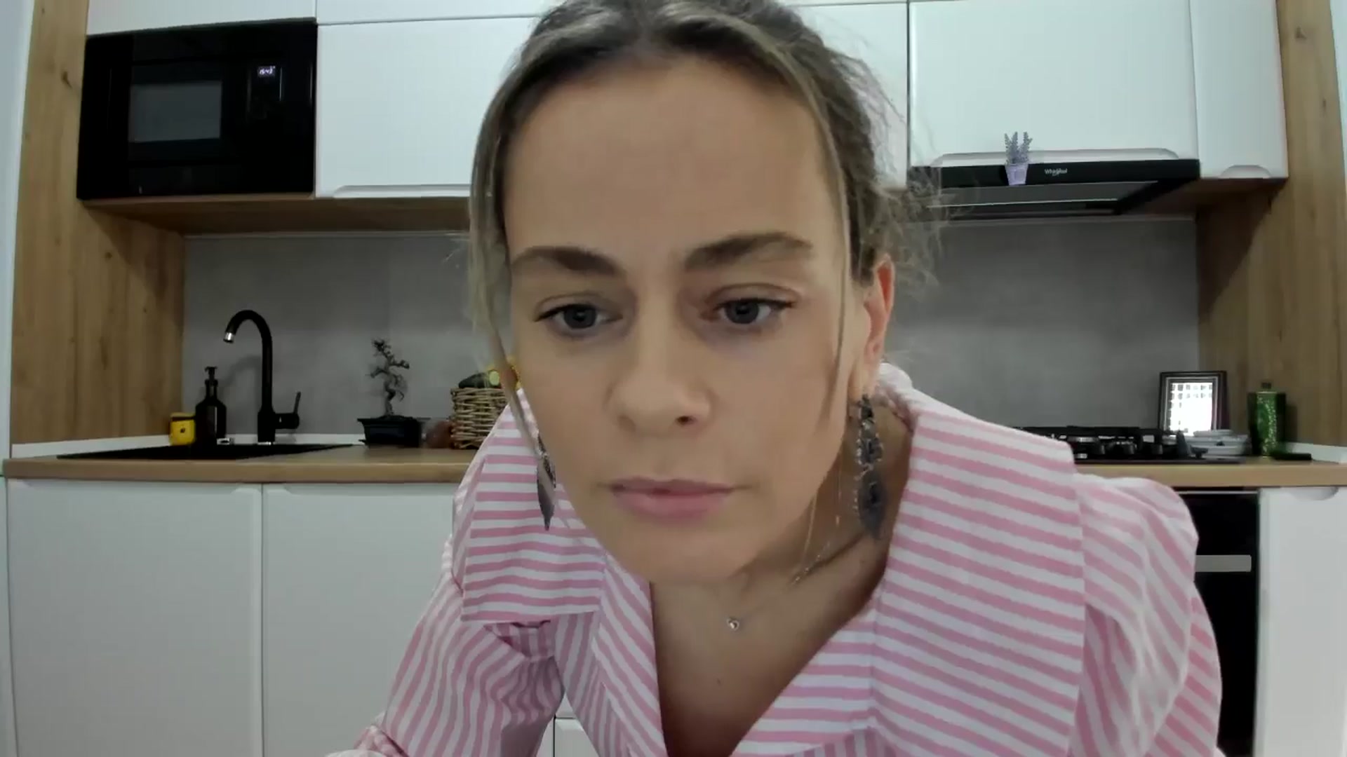 Gallery image thumbnail from DebbyPaige's myfreecams stream on, 01/26/2026, 12:47 image 18 of 20