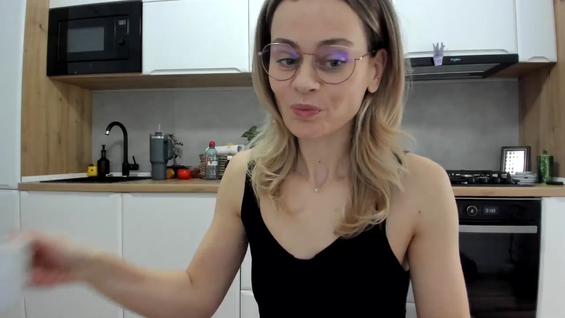 Gallery image thumbnail from DebbyPaige's myfreecams stream on, 01/27/2026, 12:27 image 5 of 20