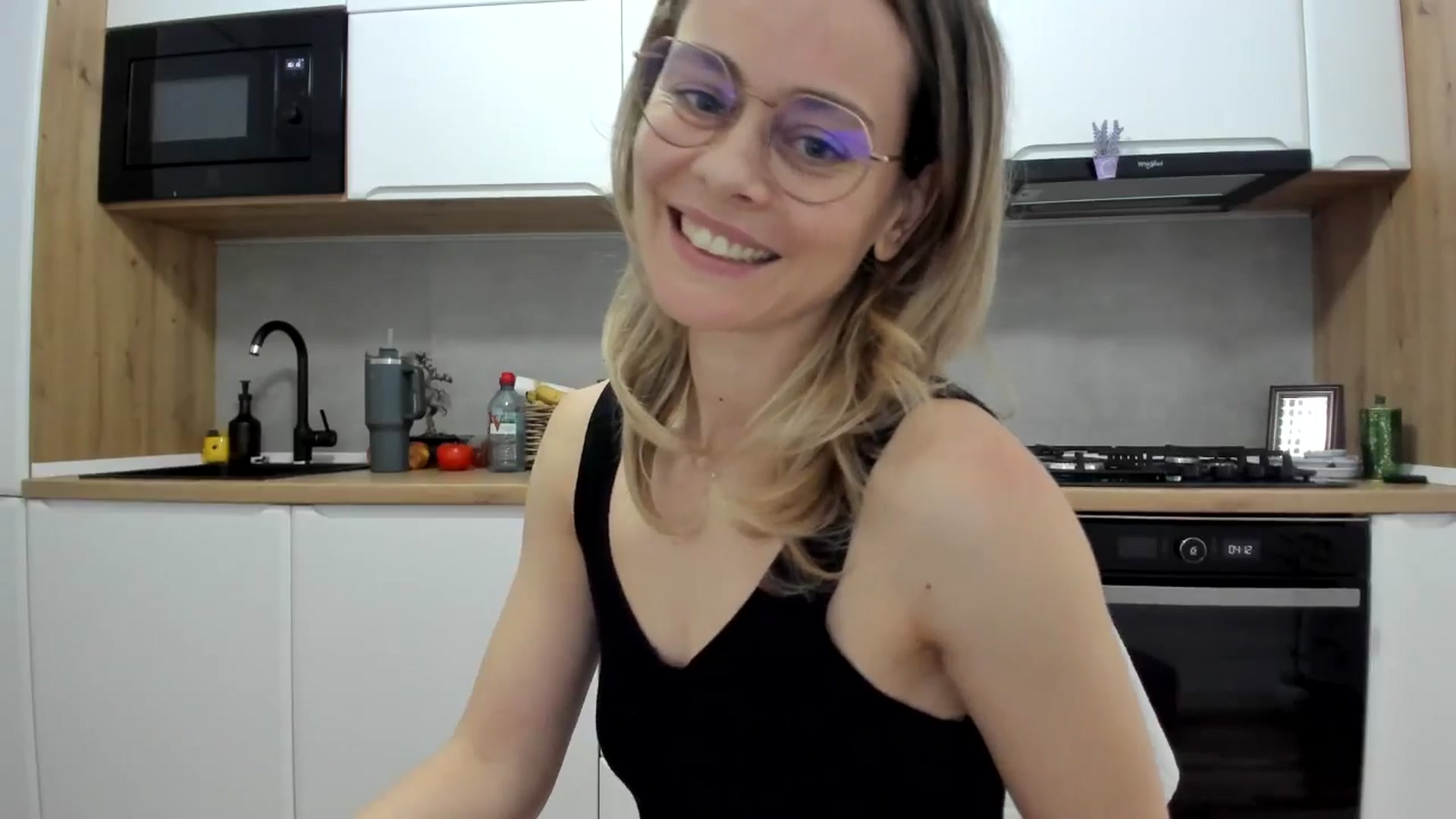 Gallery image thumbnail from DebbyPaige's myfreecams stream on, 01/27/2026, 13:42 image 11 of 20