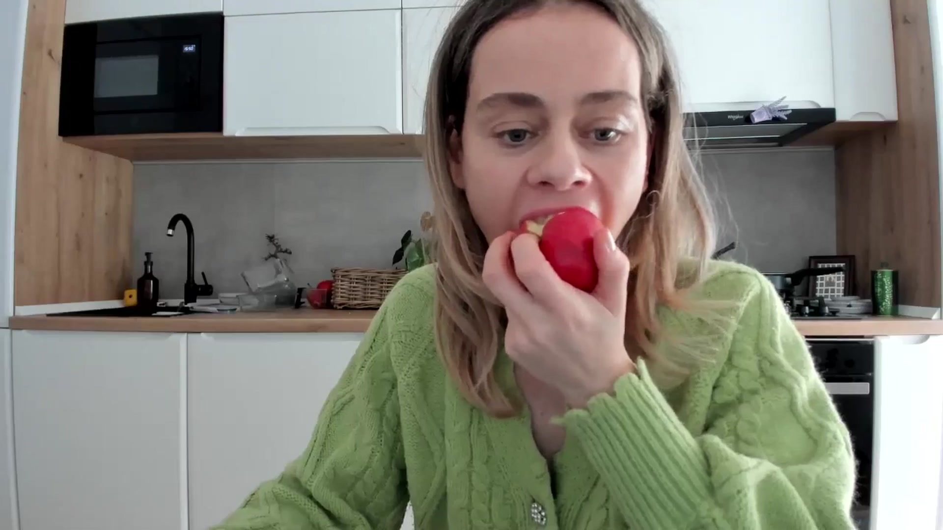 Gallery image thumbnail from DebbyPaige's myfreecams stream on, 01/29/2026, 13:53 image 15 of 20