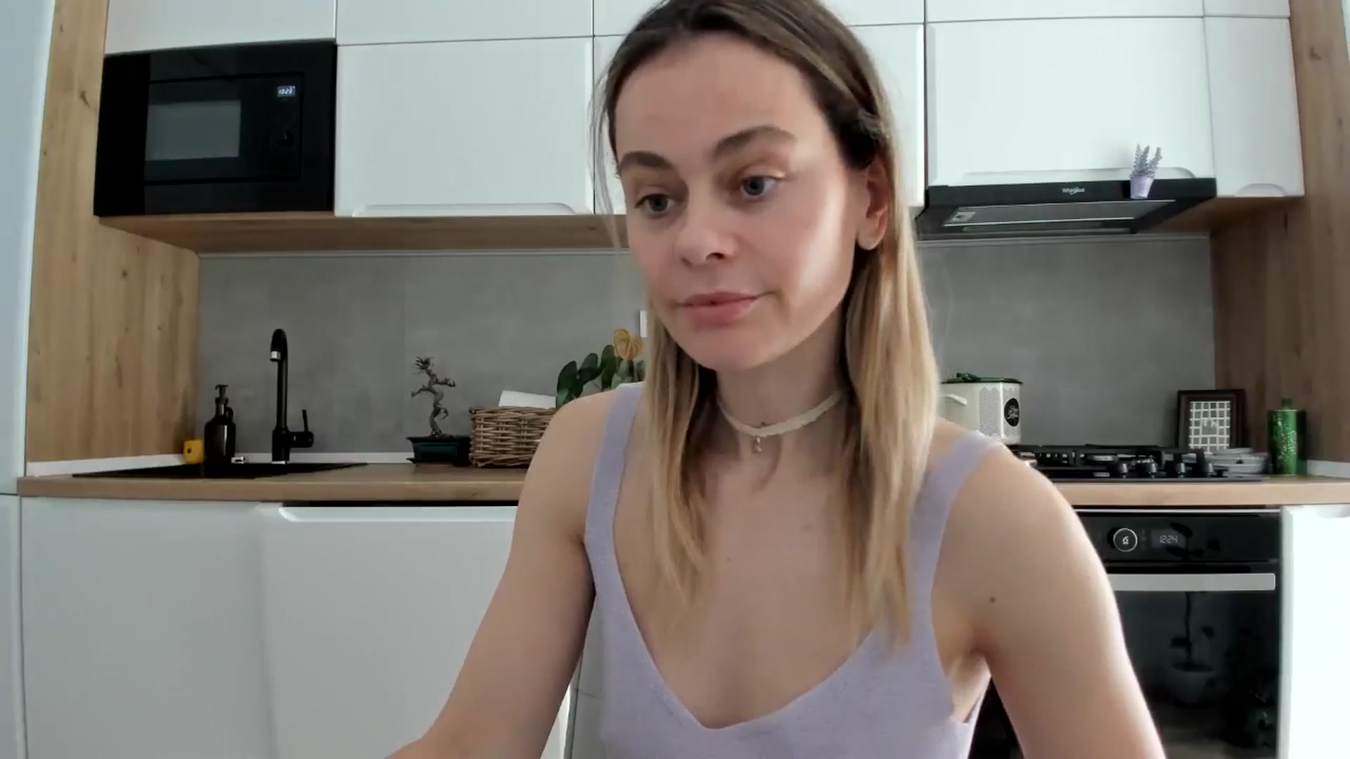Gallery image thumbnail from DebbyPaige's myfreecams stream on, 02/02/2026, 12:45 image 2 of 20