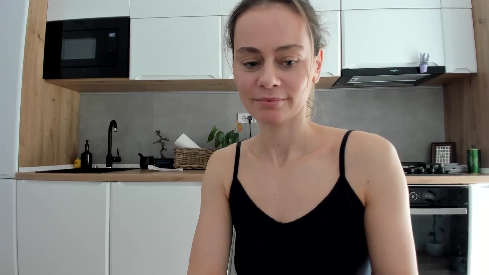 Gallery image thumbnail from DebbyPaige's myfreecams stream on, 02/03/2026, 12:53 image 2 of 20