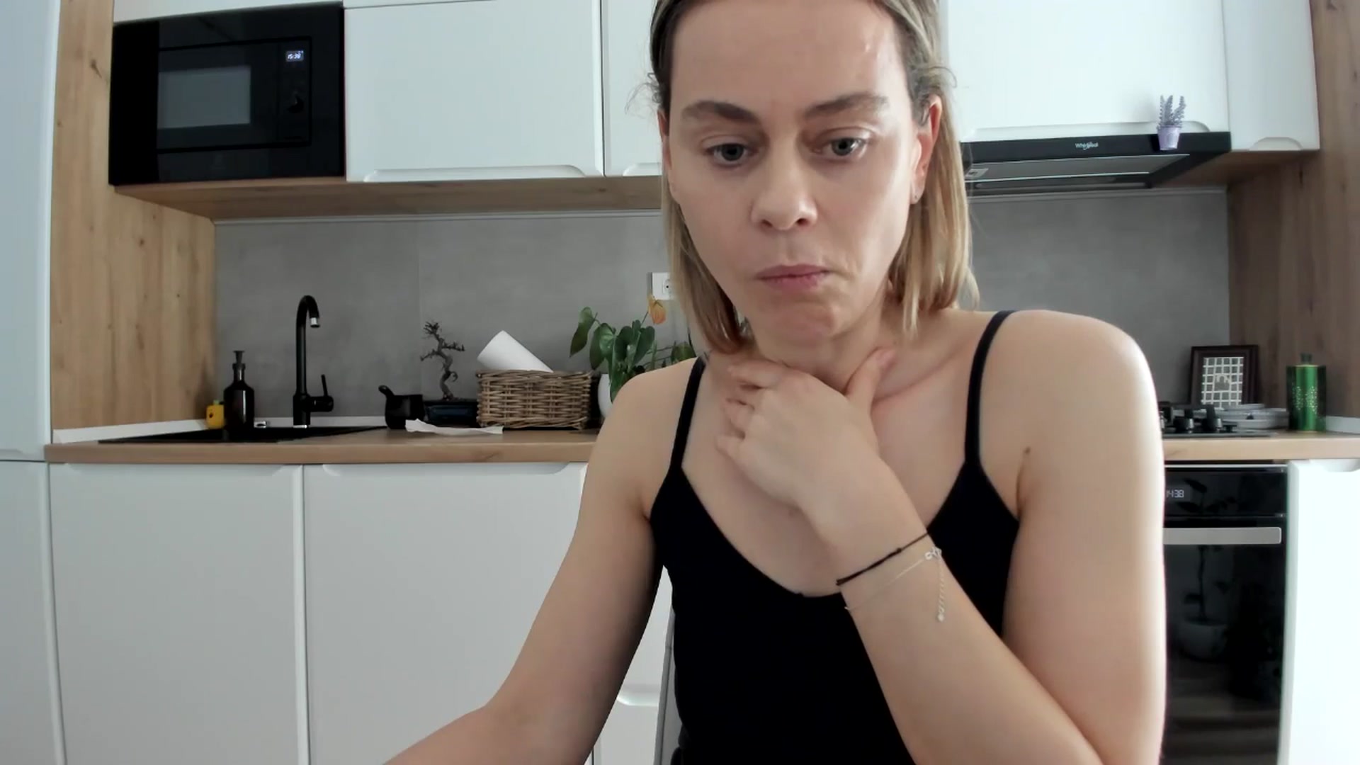 Gallery image thumbnail from DebbyPaige's myfreecams stream on, 02/03/2026, 12:53 image 20 of 20