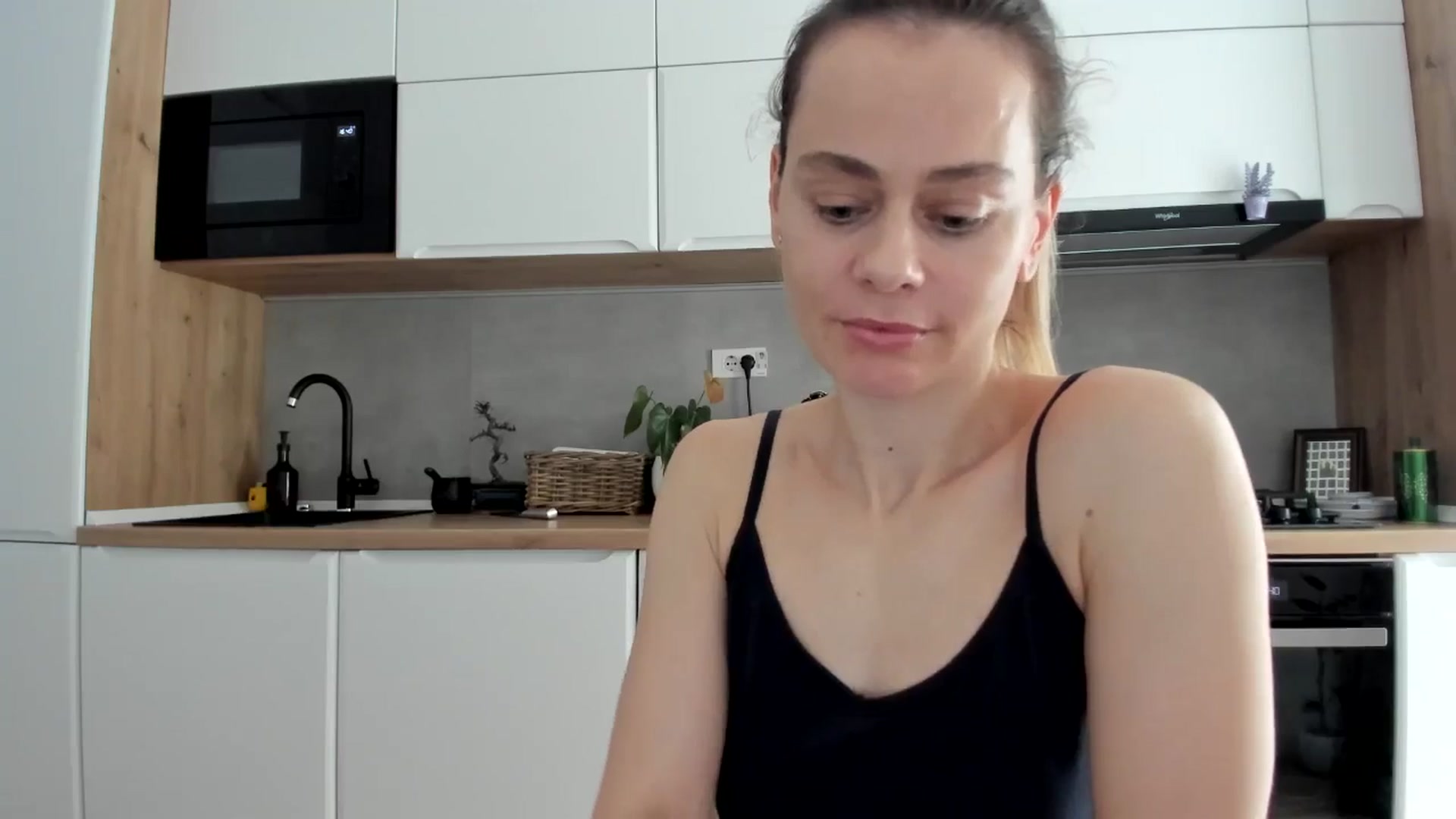 Gallery image thumbnail from DebbyPaige's myfreecams stream on, 02/03/2026, 13:57 image 4 of 20