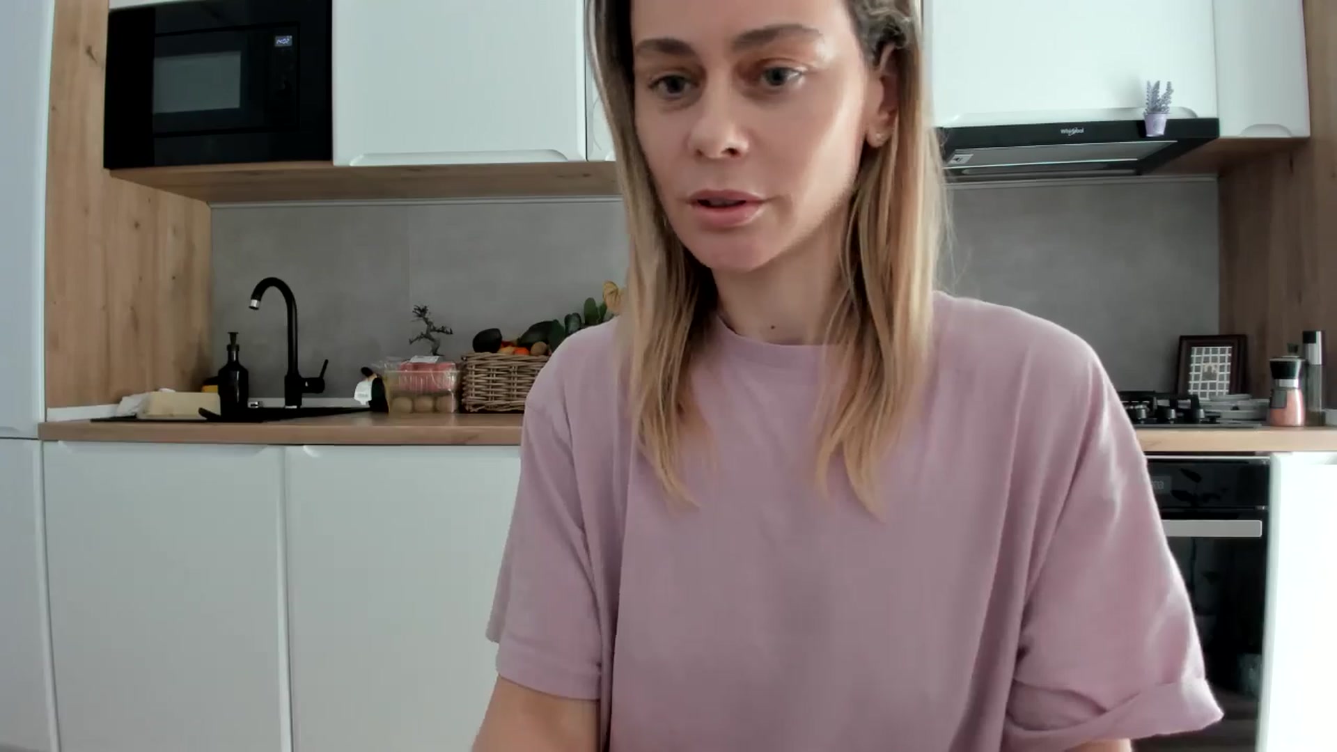 Gallery image thumbnail from DebbyPaige's myfreecams stream on, 02/04/2026, 12:01 image 10 of 20
