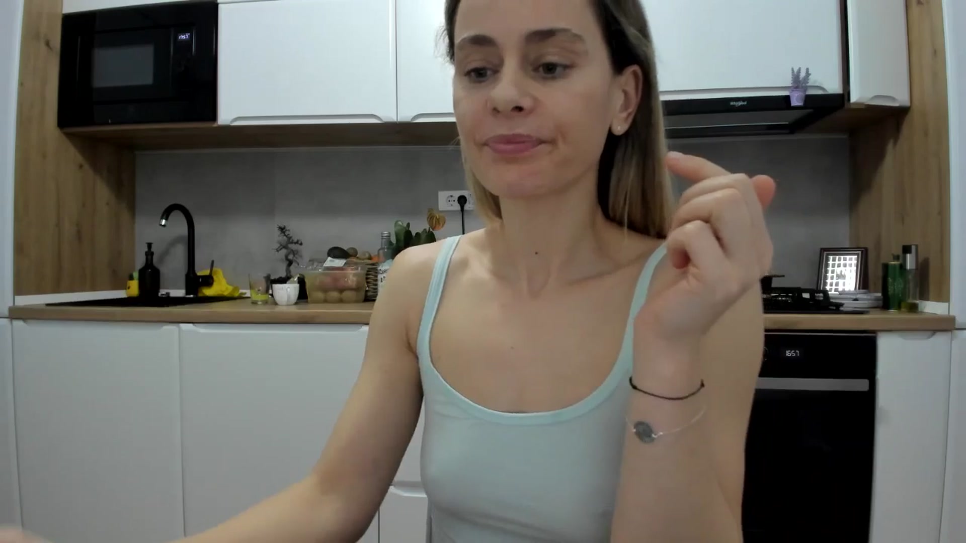 Gallery image thumbnail from DebbyPaige's myfreecams stream on, 02/05/2026, 15:10 image 15 of 20