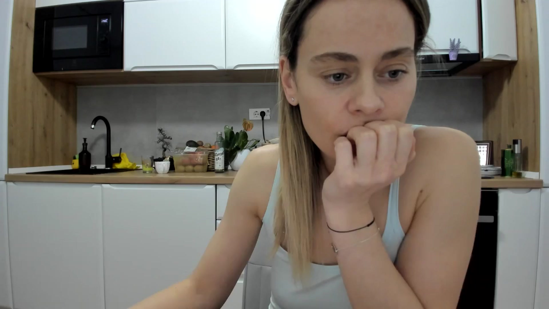 Gallery image thumbnail from DebbyPaige's myfreecams stream on, 02/05/2026, 15:10 image 14 of 20