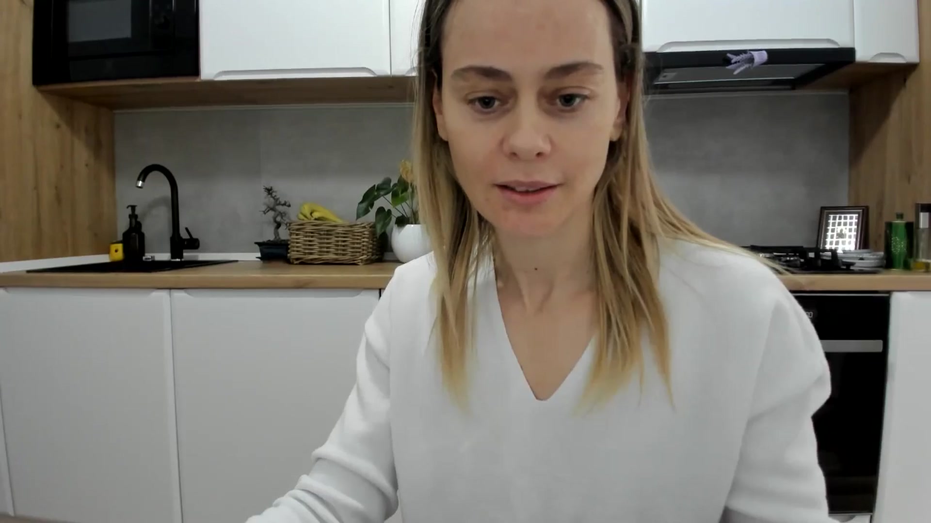 Gallery image thumbnail from DebbyPaige's myfreecams stream on, 02/09/2026, 14:58 image 3 of 20