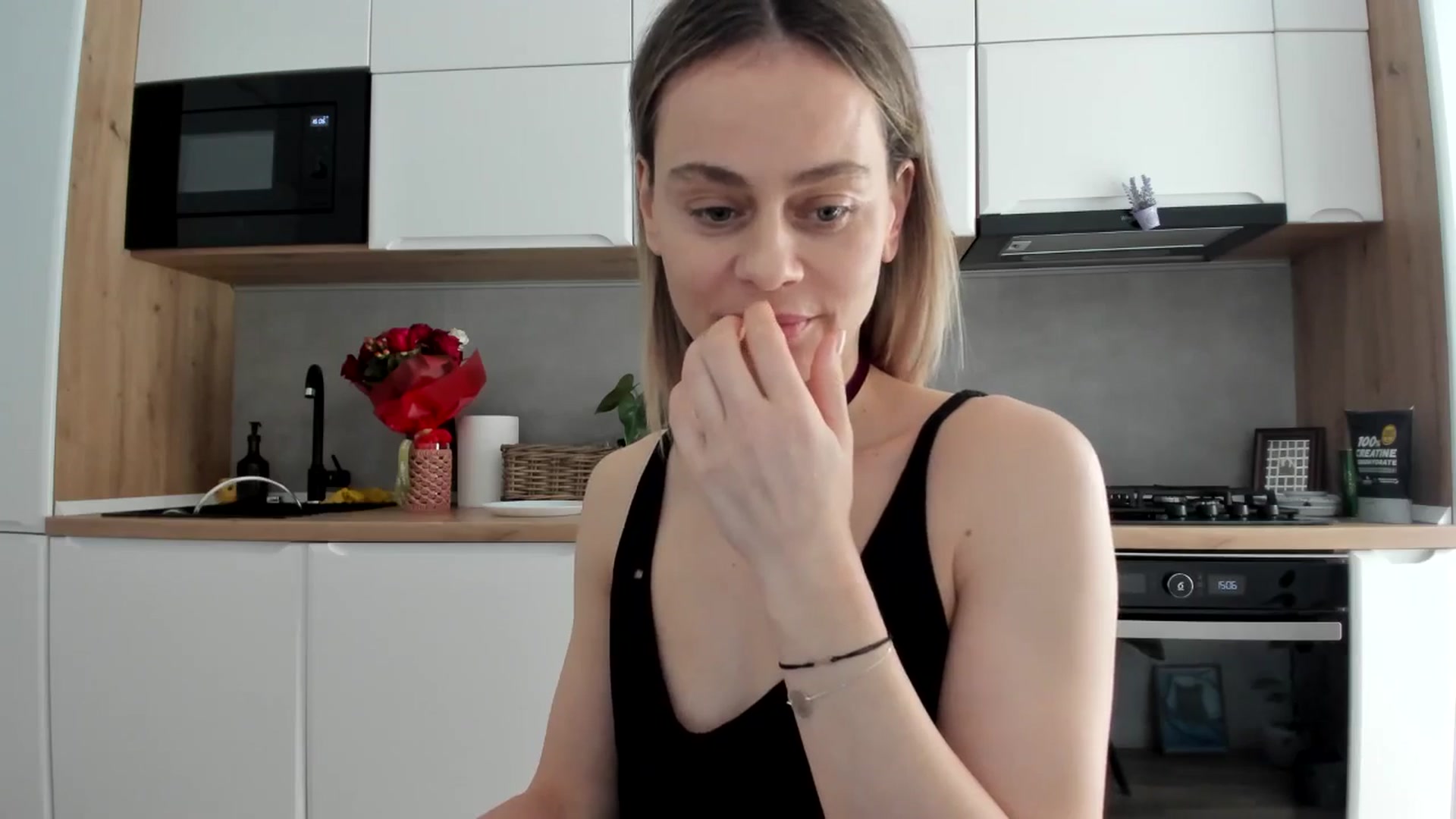 Gallery image thumbnail from DebbyPaige's myfreecams stream on, 02/16/2026, 13:20 image 18 of 20