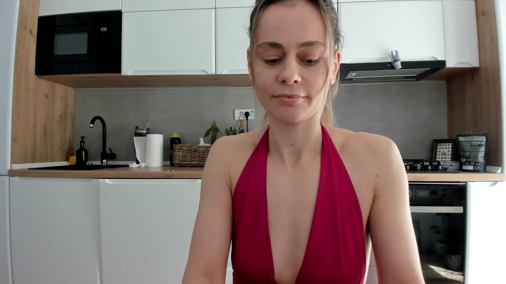 Gallery image thumbnail from DebbyPaige's myfreecams stream on, 02/19/2026, 12:46 image 1 of 20