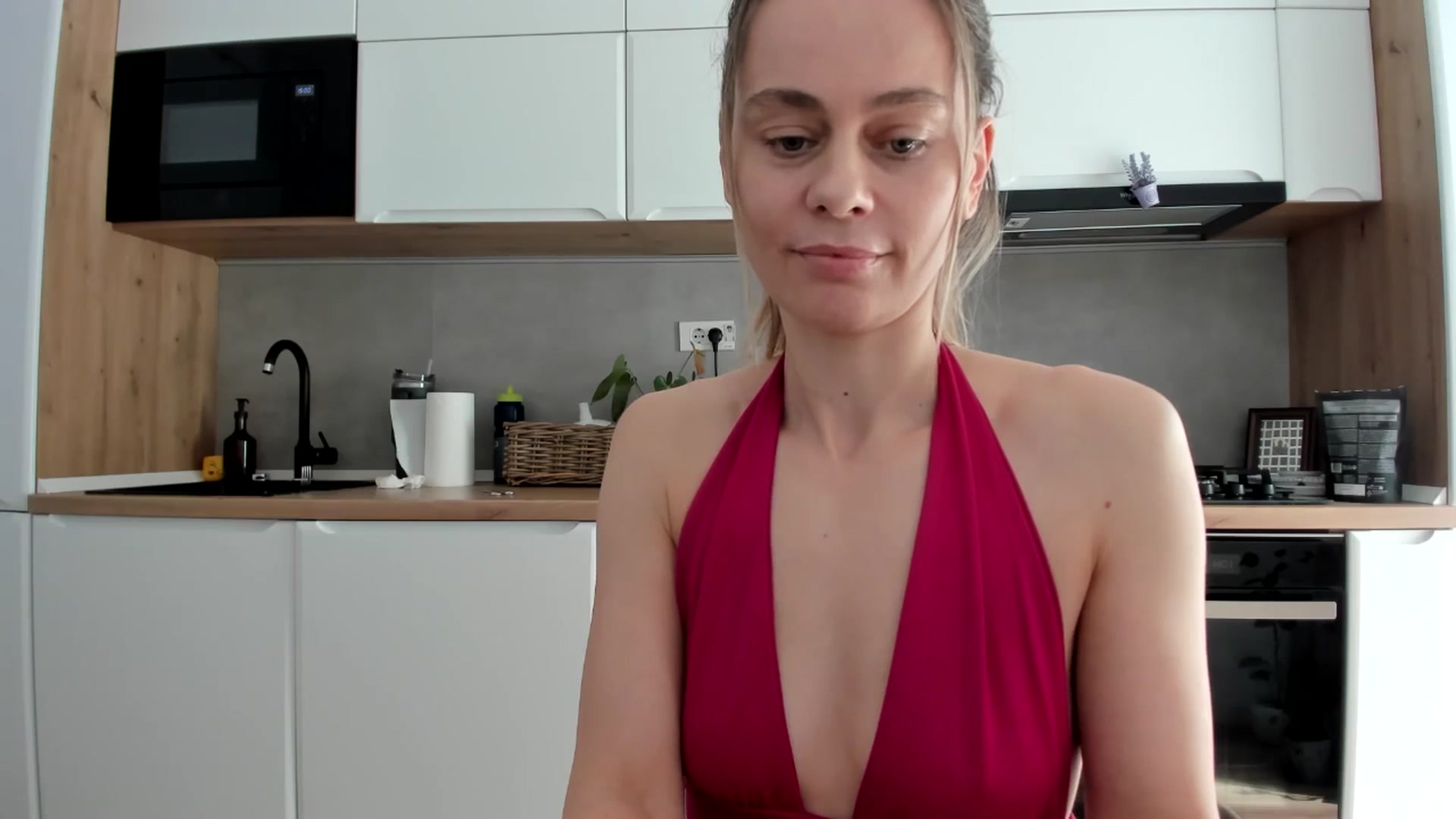 Gallery image thumbnail from DebbyPaige's myfreecams stream on, 02/19/2026, 12:46 image 11 of 20