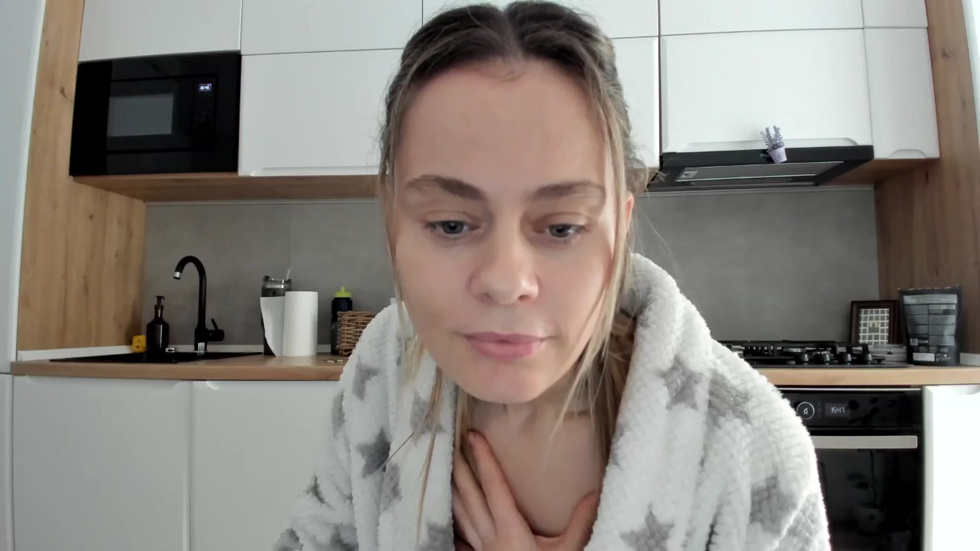 Gallery image thumbnail from DebbyPaige's myfreecams stream on, 02/19/2026, 14:13 image 12 of 20