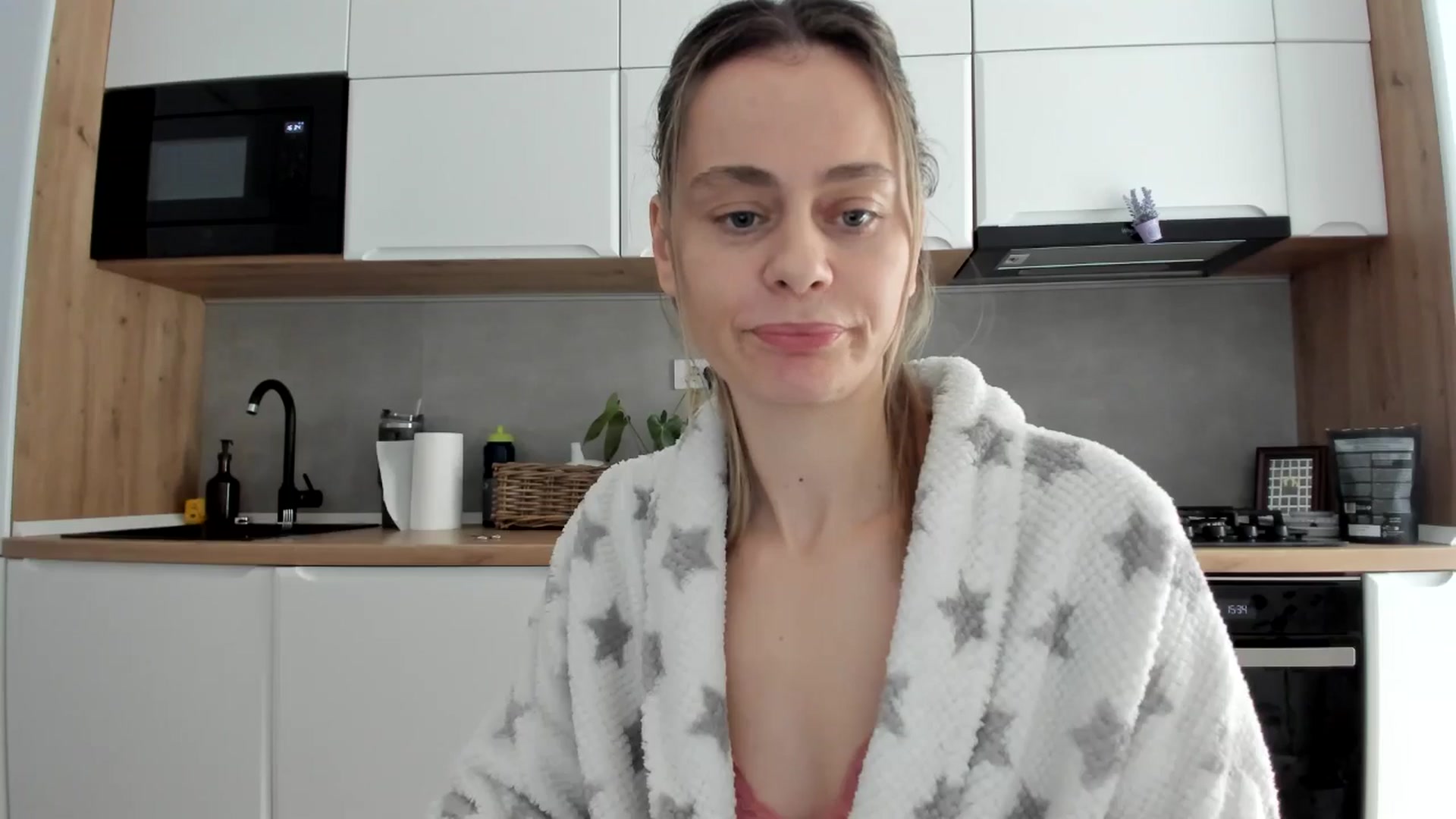 Gallery image thumbnail from DebbyPaige's myfreecams stream on, 02/19/2026, 14:13 image 7 of 20
