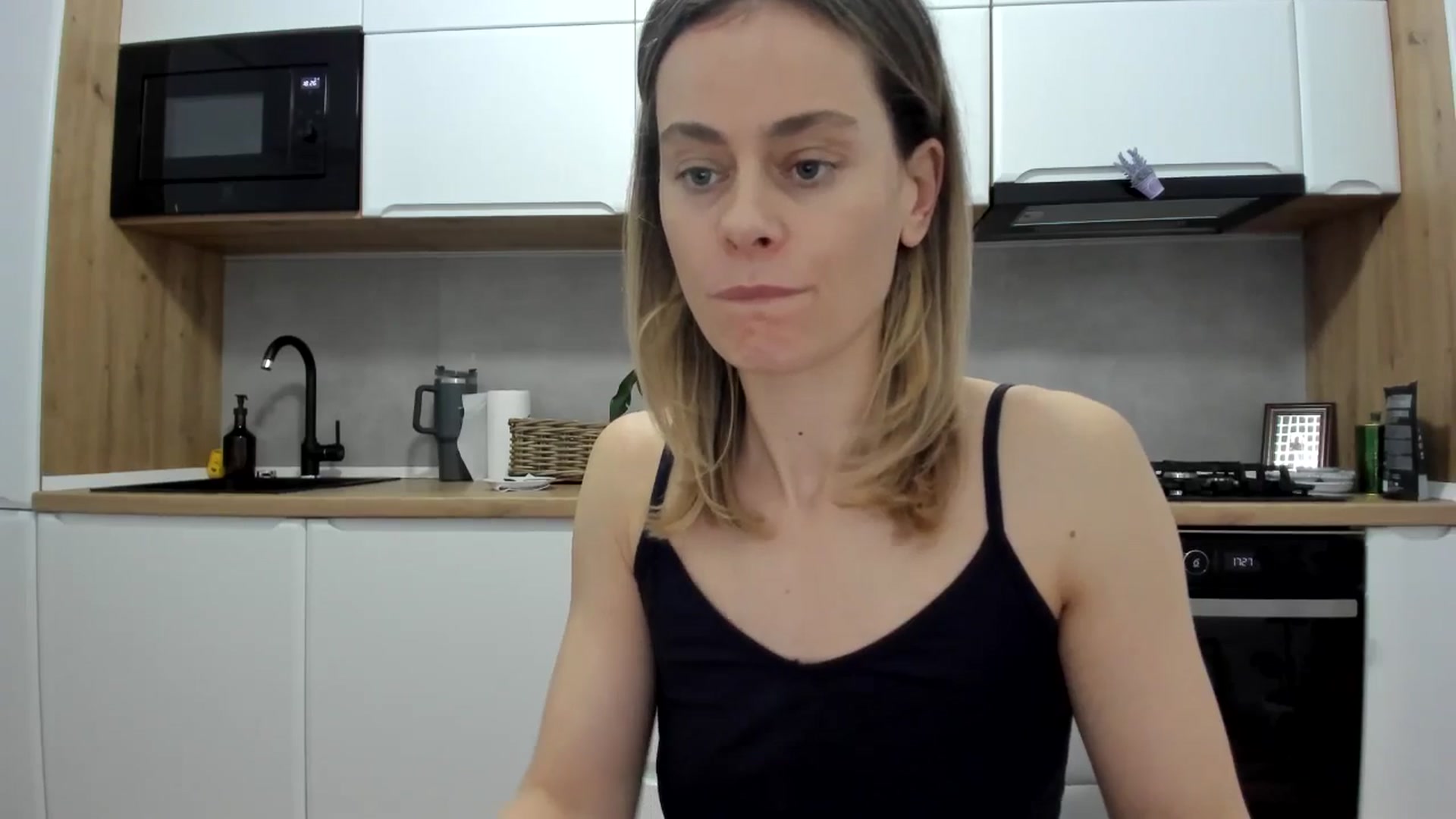 Gallery image thumbnail from DebbyPaige's myfreecams stream on, 02/20/2026, 15:57 image 15 of 20