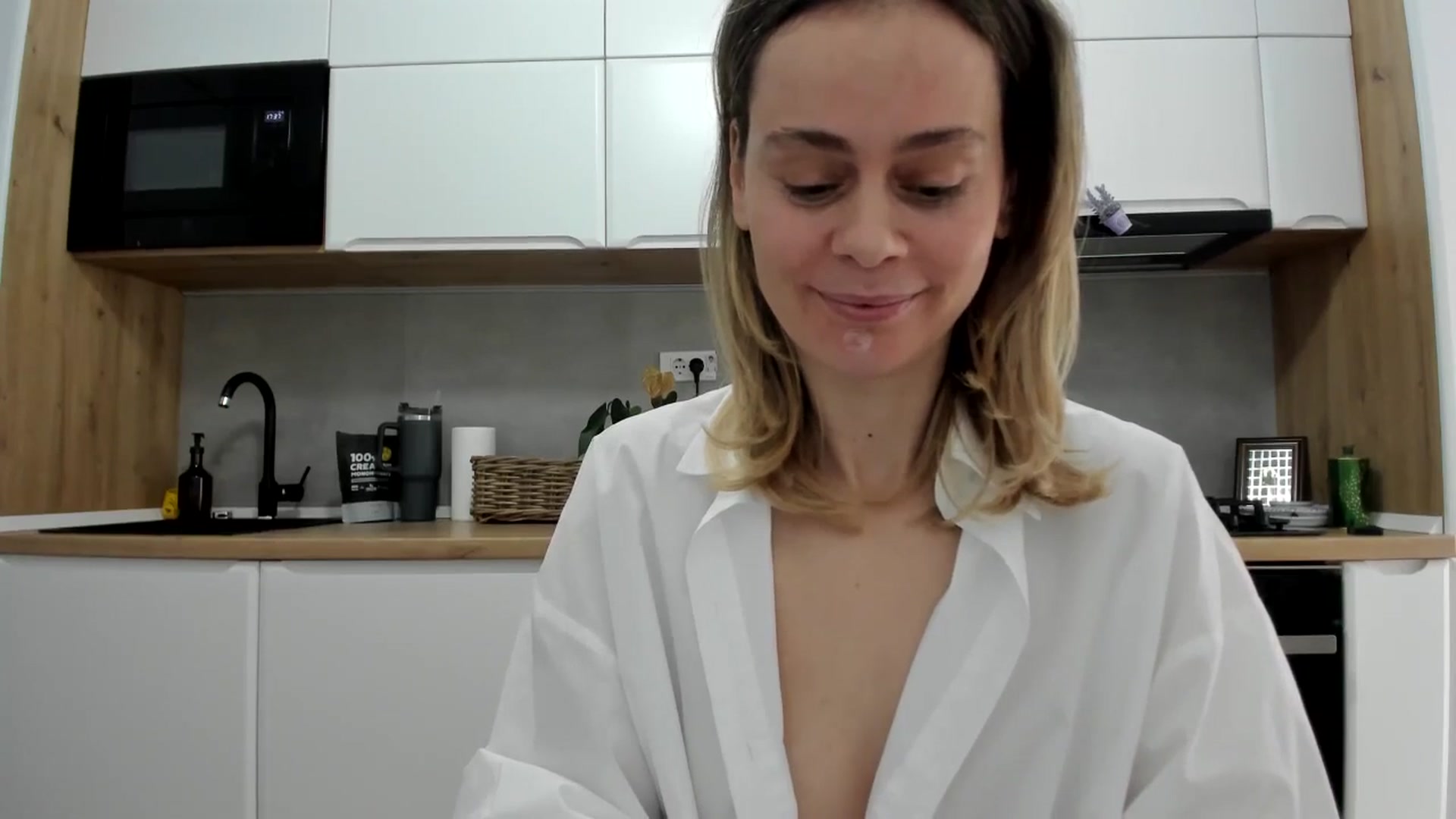 Gallery image thumbnail from DebbyPaige's myfreecams stream on, 02/21/2026, 14:47 image 17 of 20