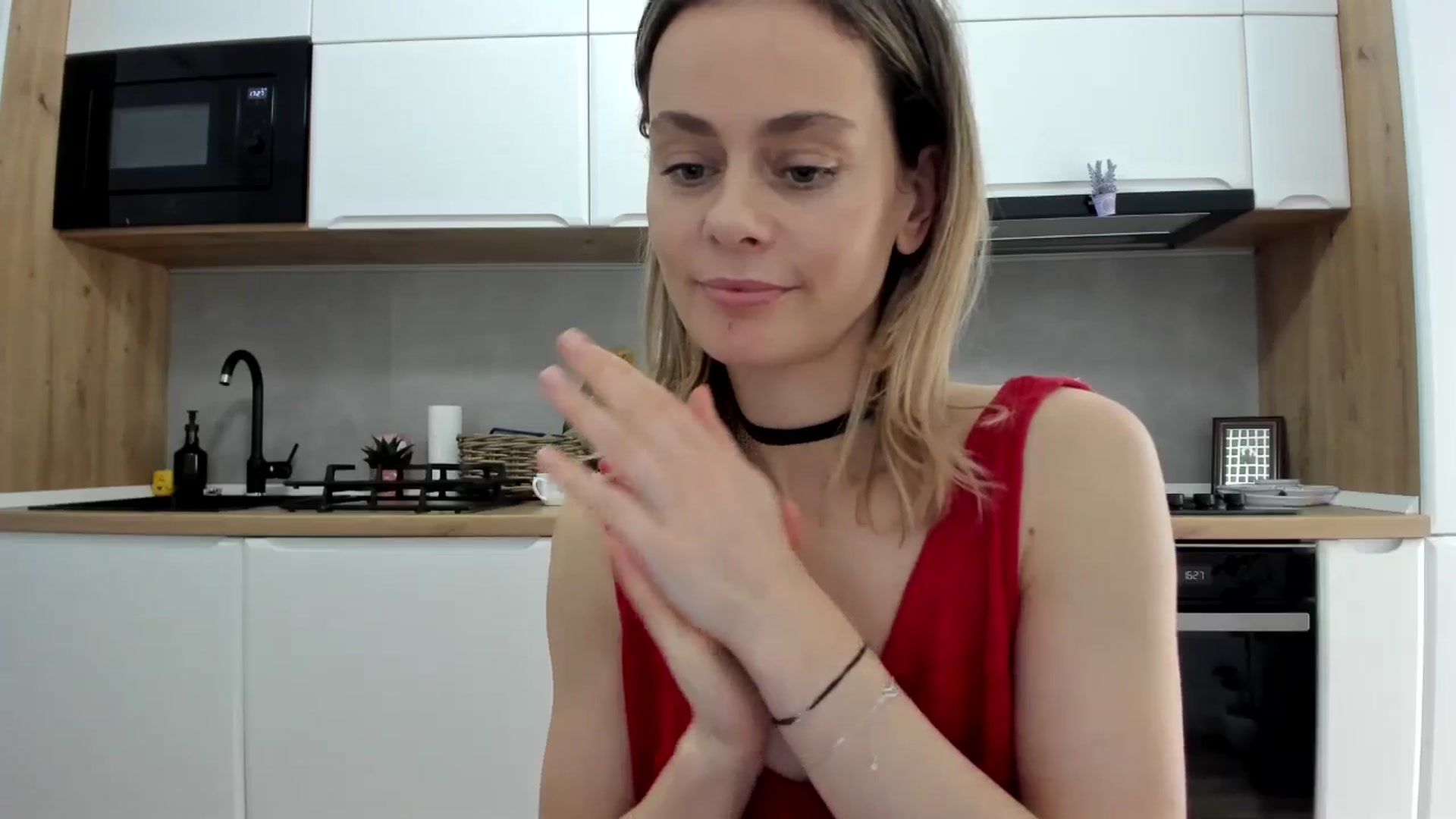 Gallery image thumbnail from DebbyPaige's myfreecams stream on, 02/23/2026, 14:57 image 17 of 20