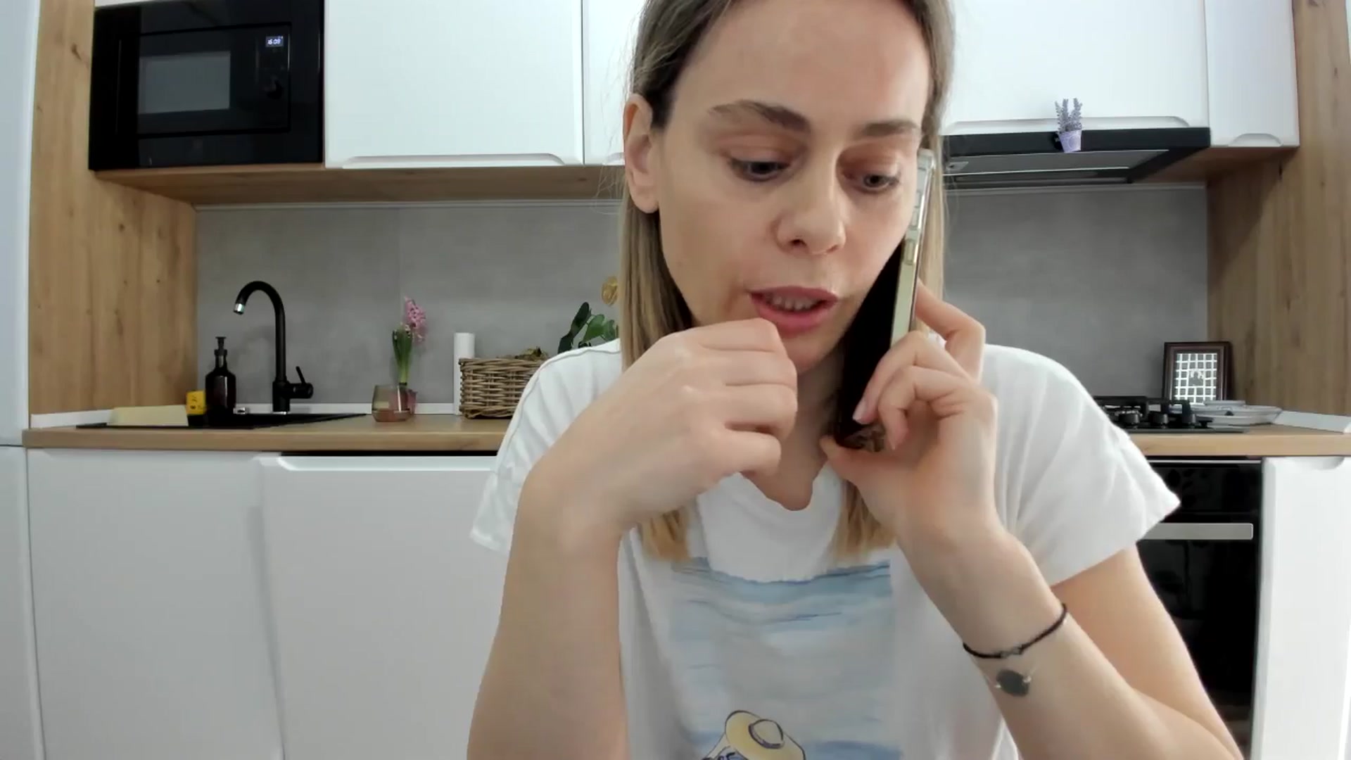Gallery image thumbnail from DebbyPaige's myfreecams stream on, 02/24/2026, 13:44 image 12 of 20