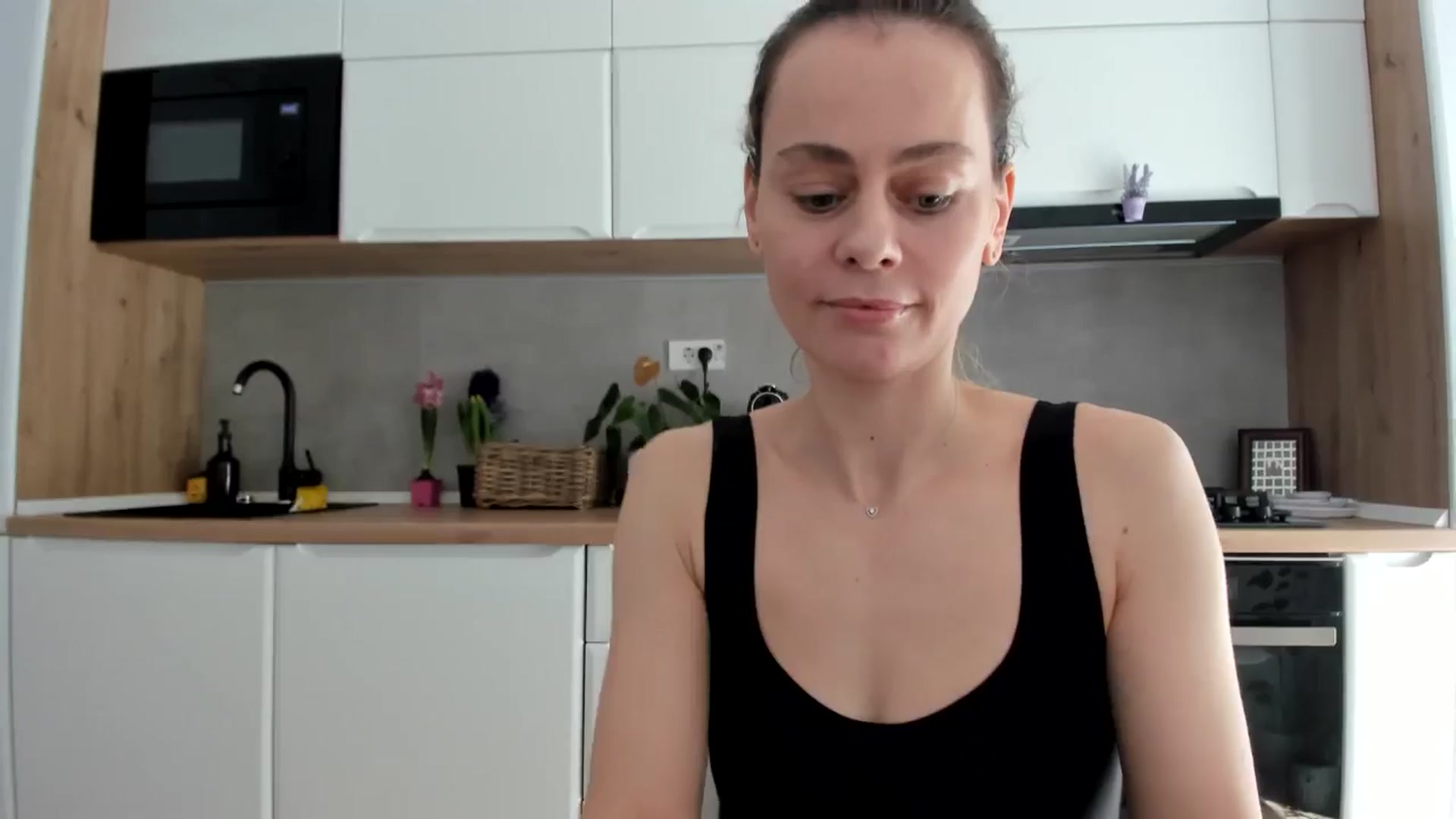 Gallery image thumbnail from DebbyPaige's myfreecams stream on, 02/26/2026, 13:19 image 4 of 20