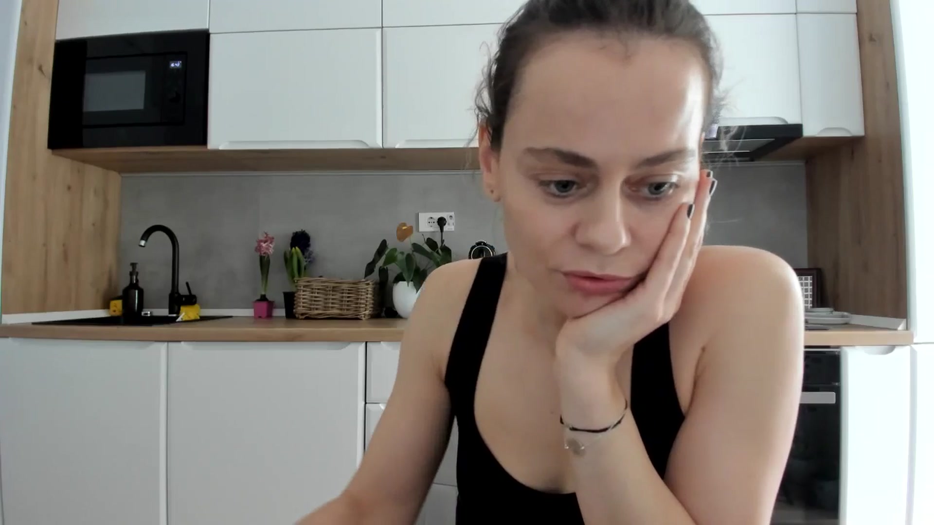Gallery image thumbnail from DebbyPaige's myfreecams stream on, 02/26/2026, 15:16 image 3 of 20