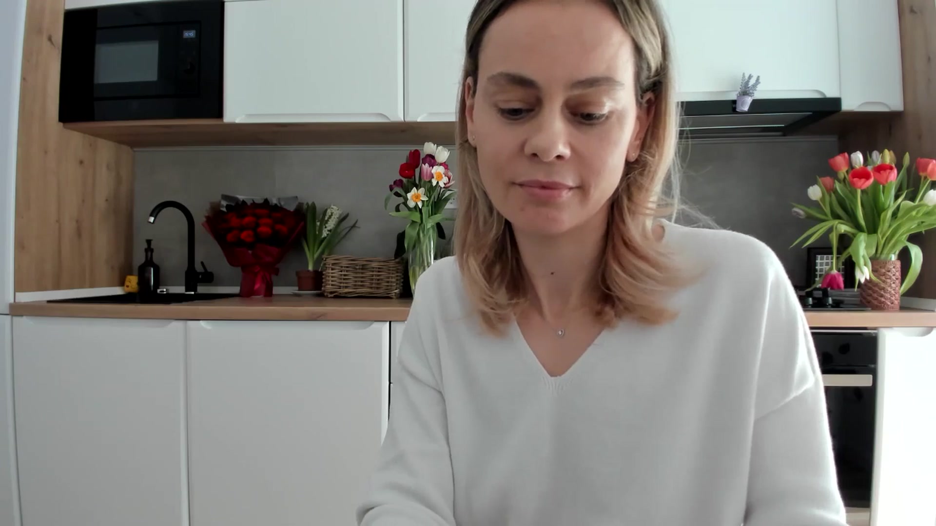 Gallery image thumbnail from DebbyPaige's myfreecams stream on, 03/03/2026, 13:19 image 10 of 20
