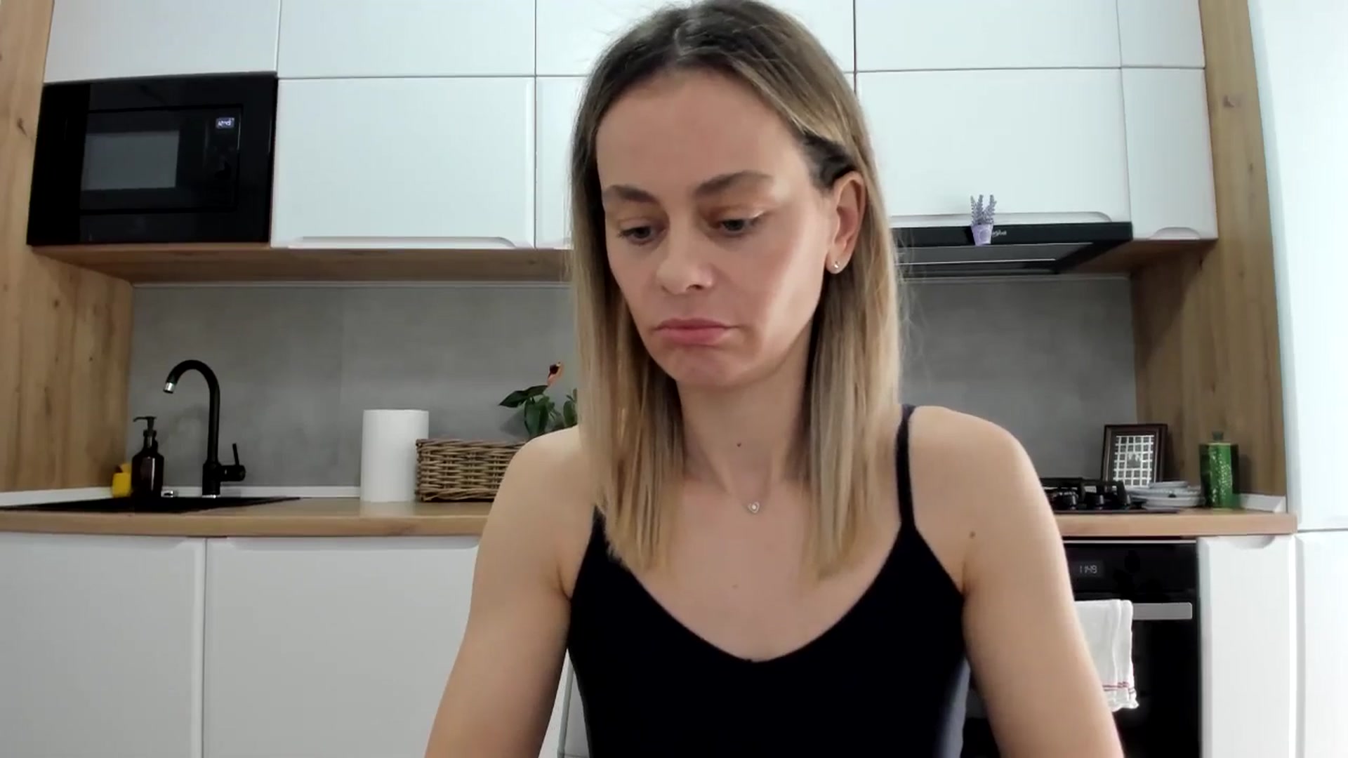 Gallery image thumbnail from DebbyPaige's myfreecams stream on, 03/13/2026, 10:03 image 11 of 20