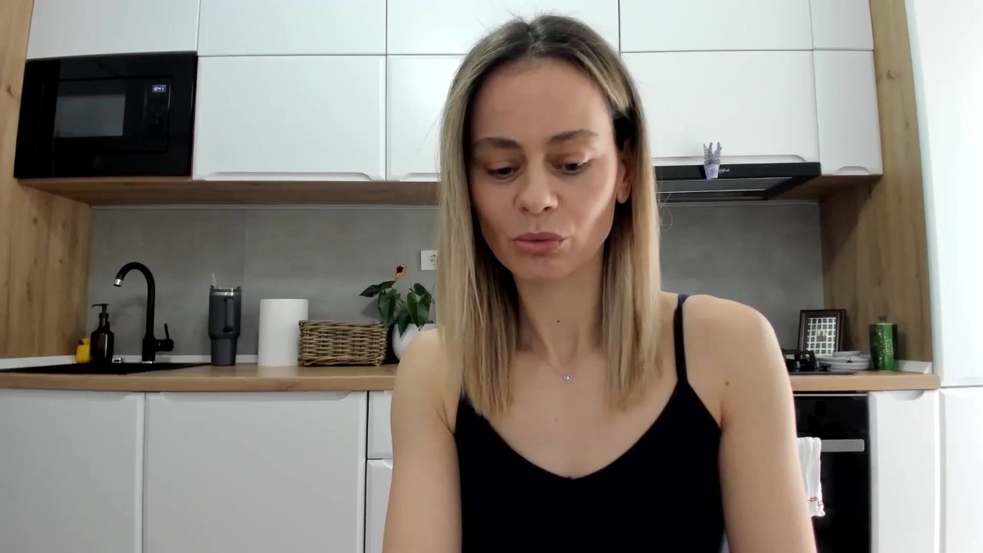 Gallery image thumbnail from DebbyPaige's myfreecams stream on, 03/13/2026, 10:03 image 4 of 20
