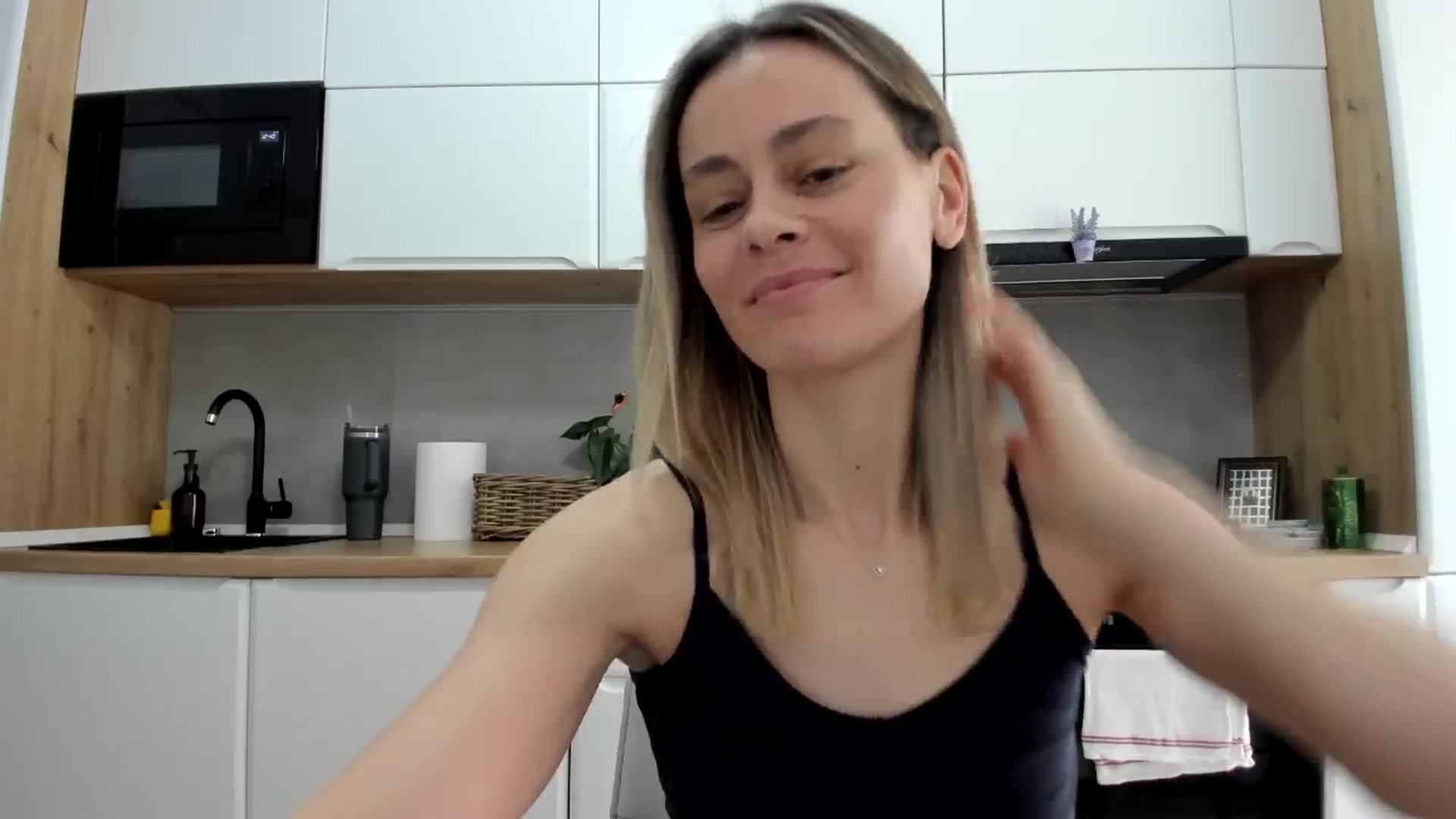 Gallery image thumbnail from DebbyPaige's myfreecams stream on, 03/13/2026, 10:03 image 3 of 20