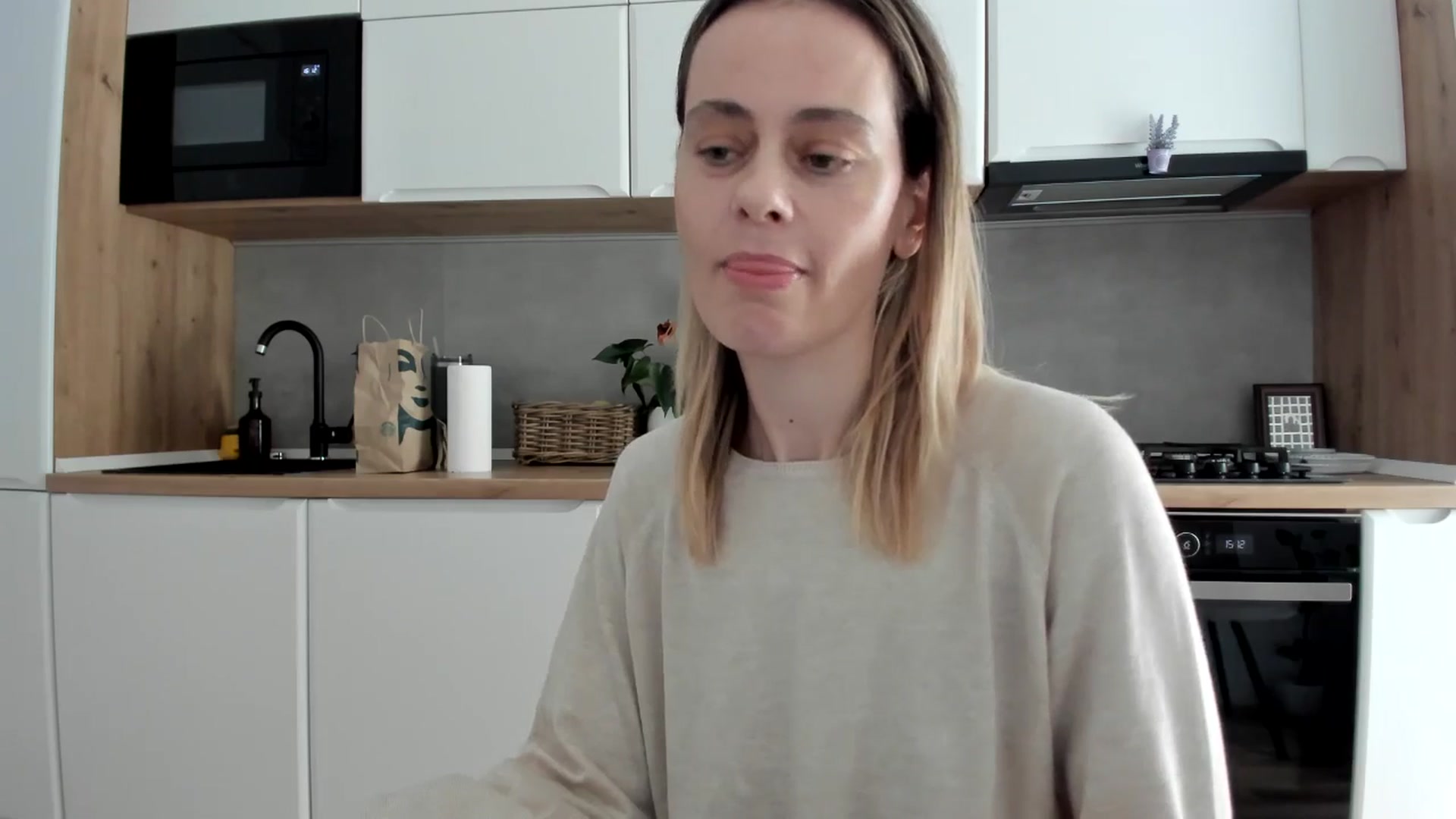 Gallery image thumbnail from DebbyPaige's myfreecams stream on, 03/19/2026, 13:24 image 18 of 20