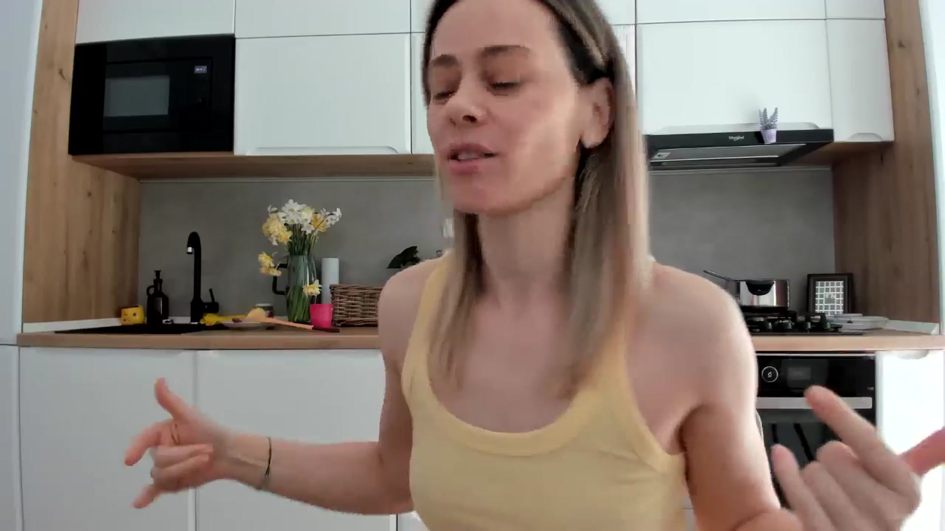 Gallery image thumbnail from DebbyPaige's myfreecams stream on, 04/14/2026, 12:05 image 8 of 20