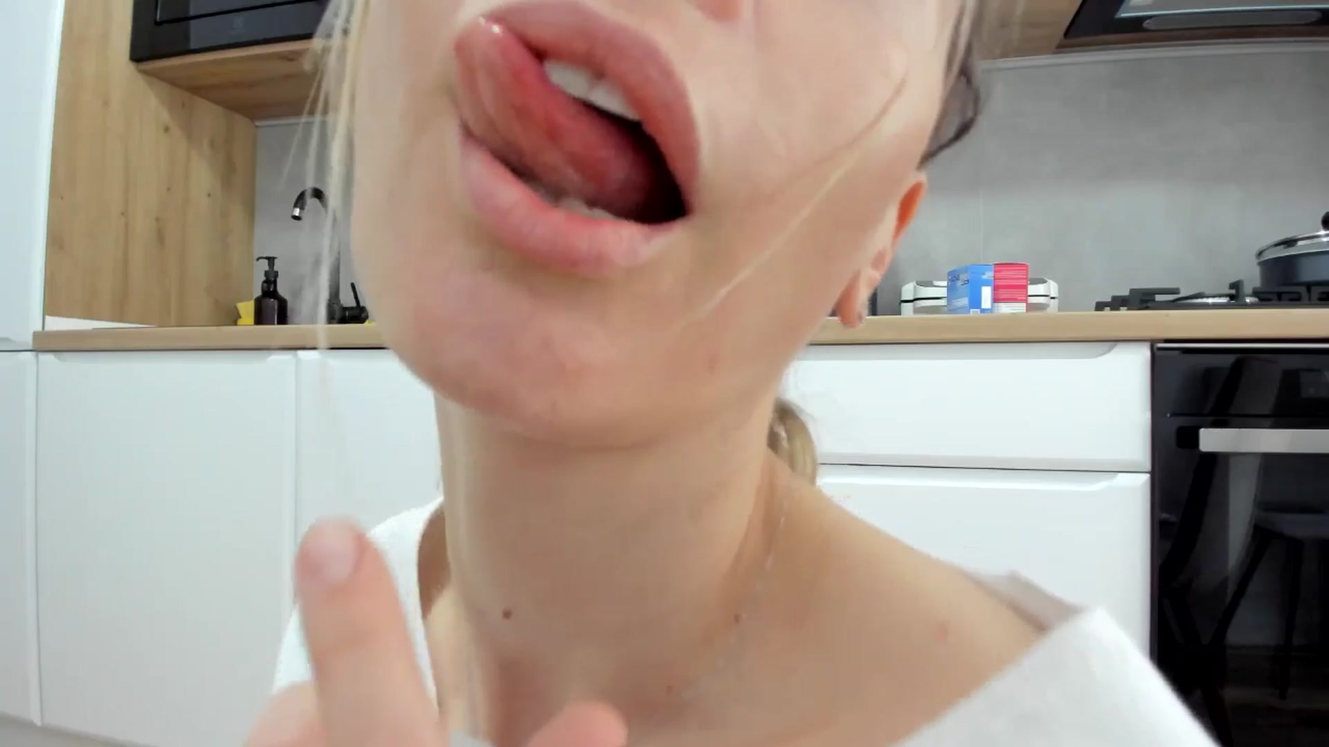 Gallery image thumbnail from DebbyPaige's myfreecams stream on, 04/30/2026, 13:32 image 8 of 20