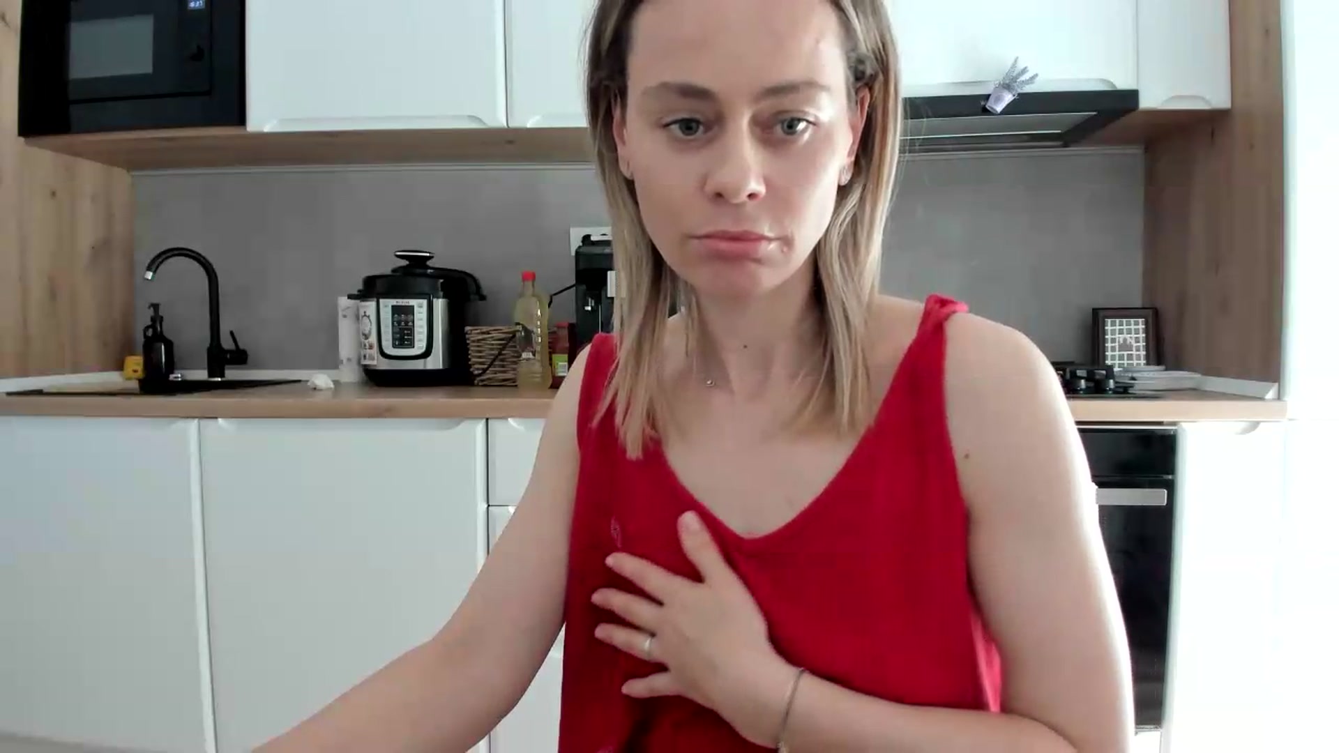 Gallery image thumbnail from DebbyPaige's myfreecams stream on, 05/26/2026, 13:49 image 5 of 20