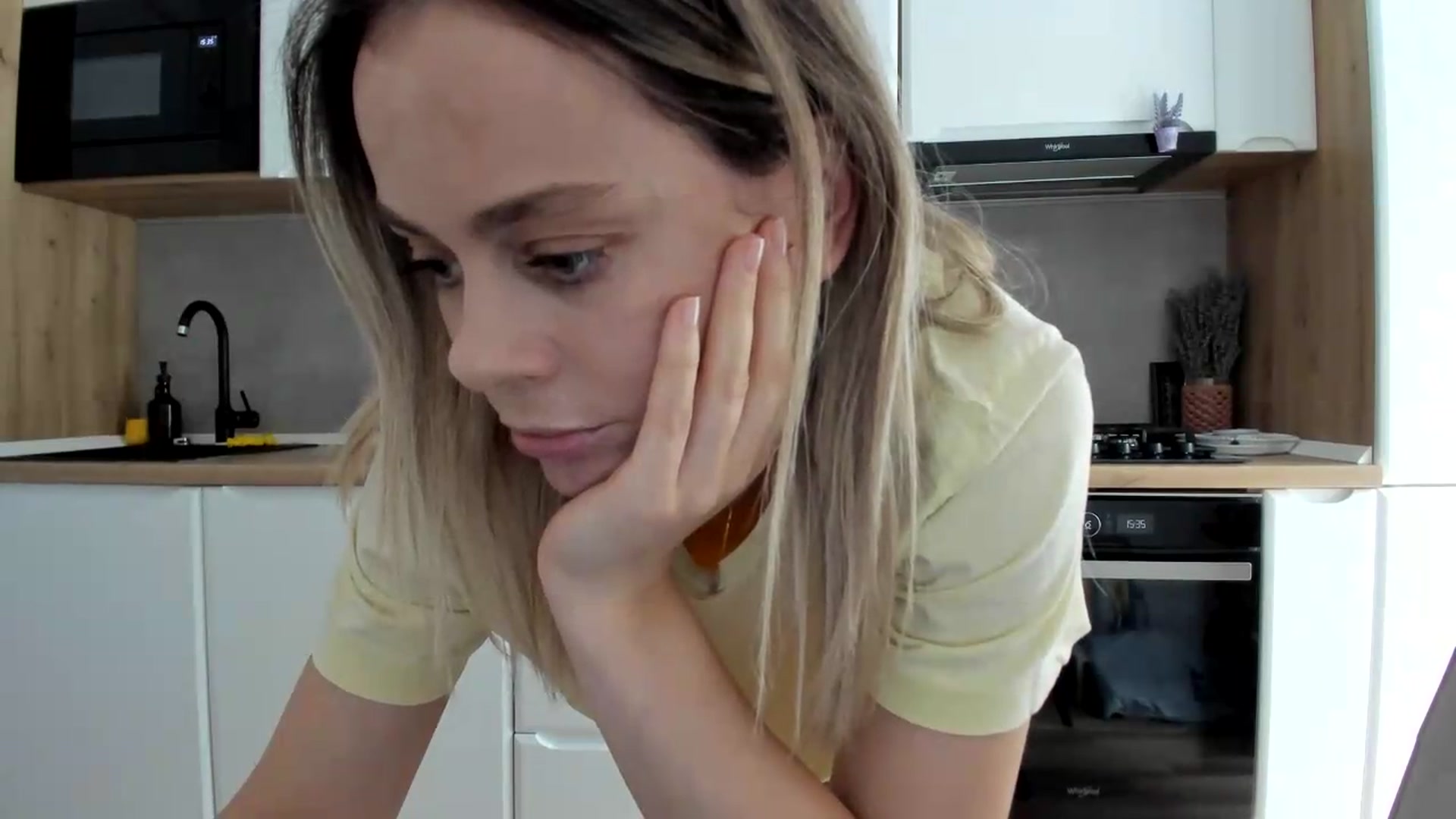 Gallery image thumbnail from DebbyPaige's myfreecams stream on, 07/07/2026, 12:55 image 5 of 20