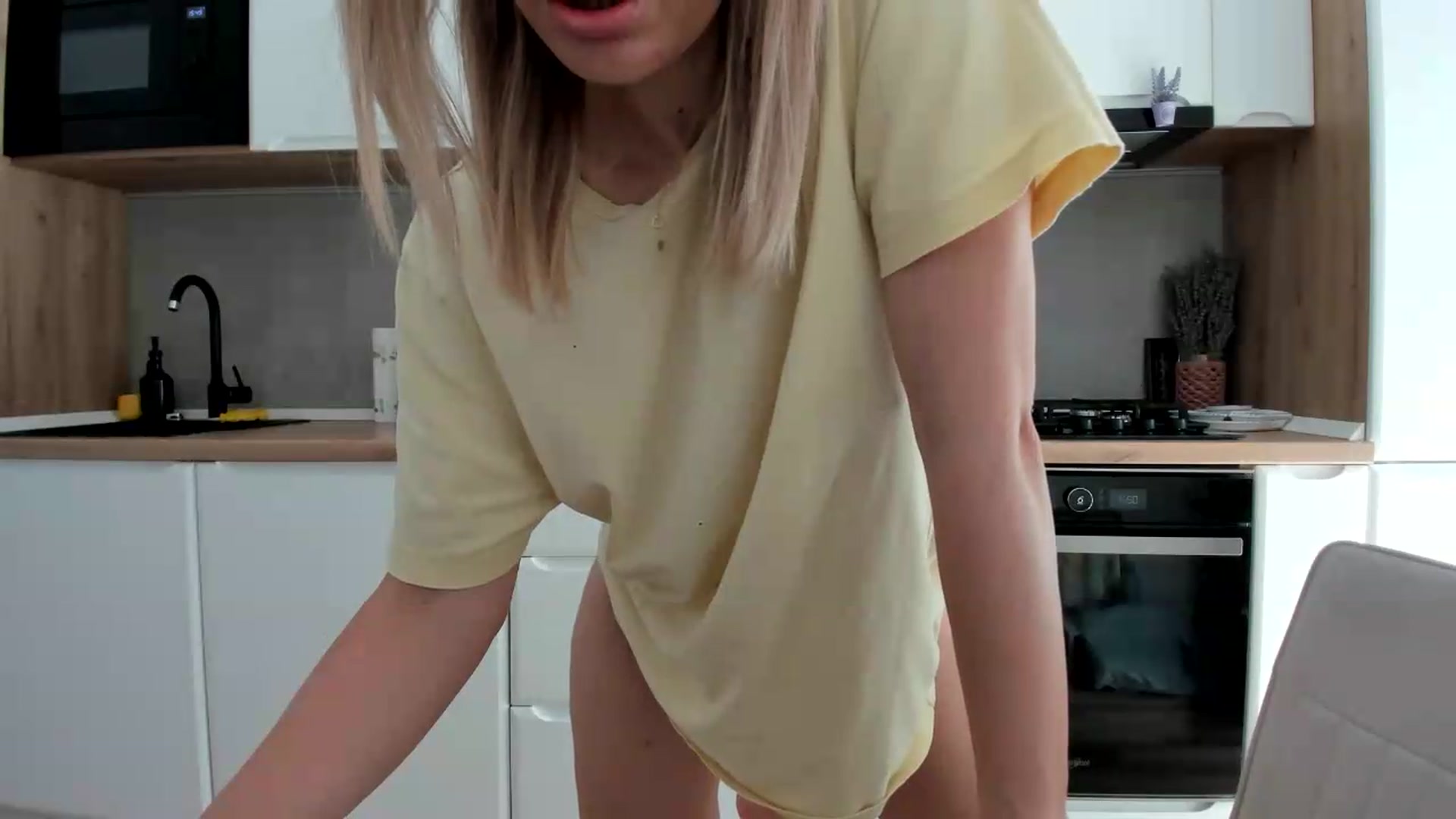 Gallery image thumbnail from DebbyPaige's myfreecams stream on, 07/07/2026, 12:55 image 18 of 20