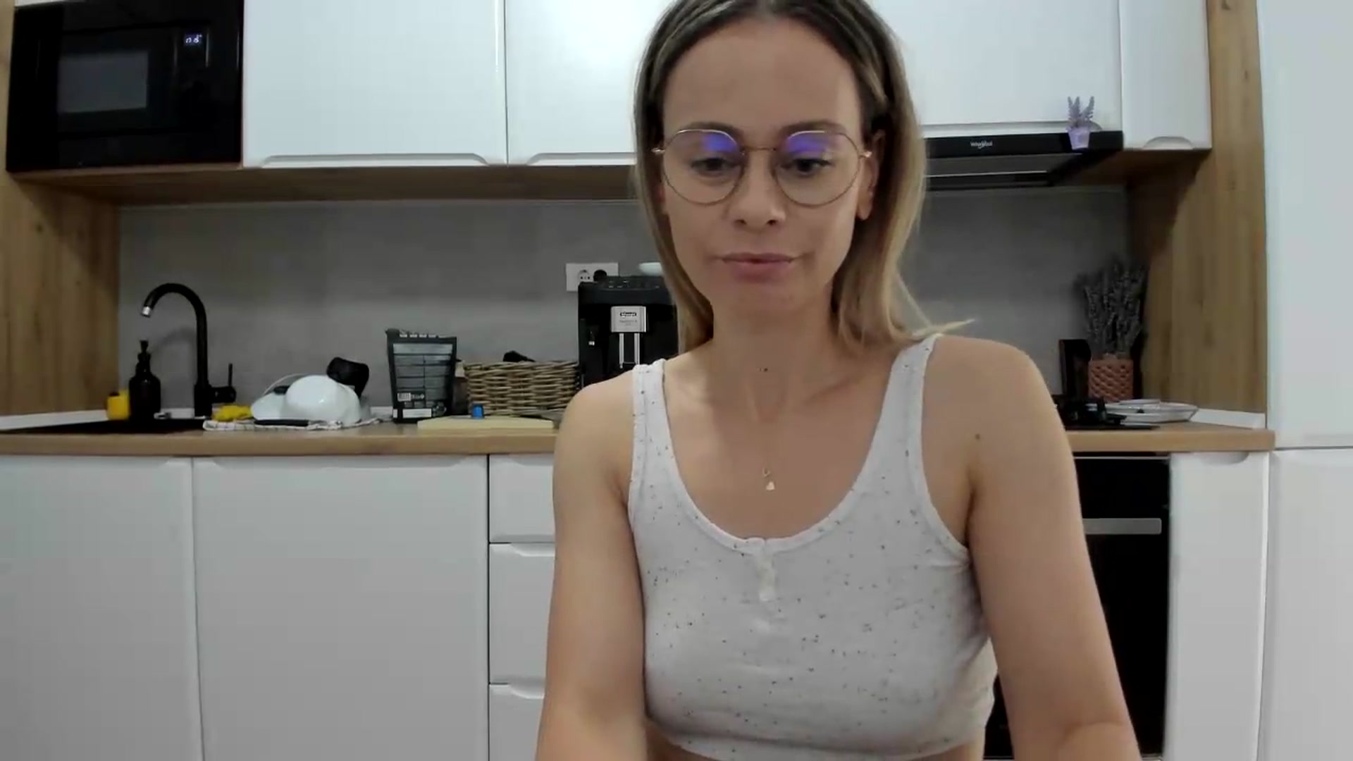 Gallery image thumbnail from DebbyPaige's myfreecams stream on, 07/08/2026, 14:25 image 11 of 20