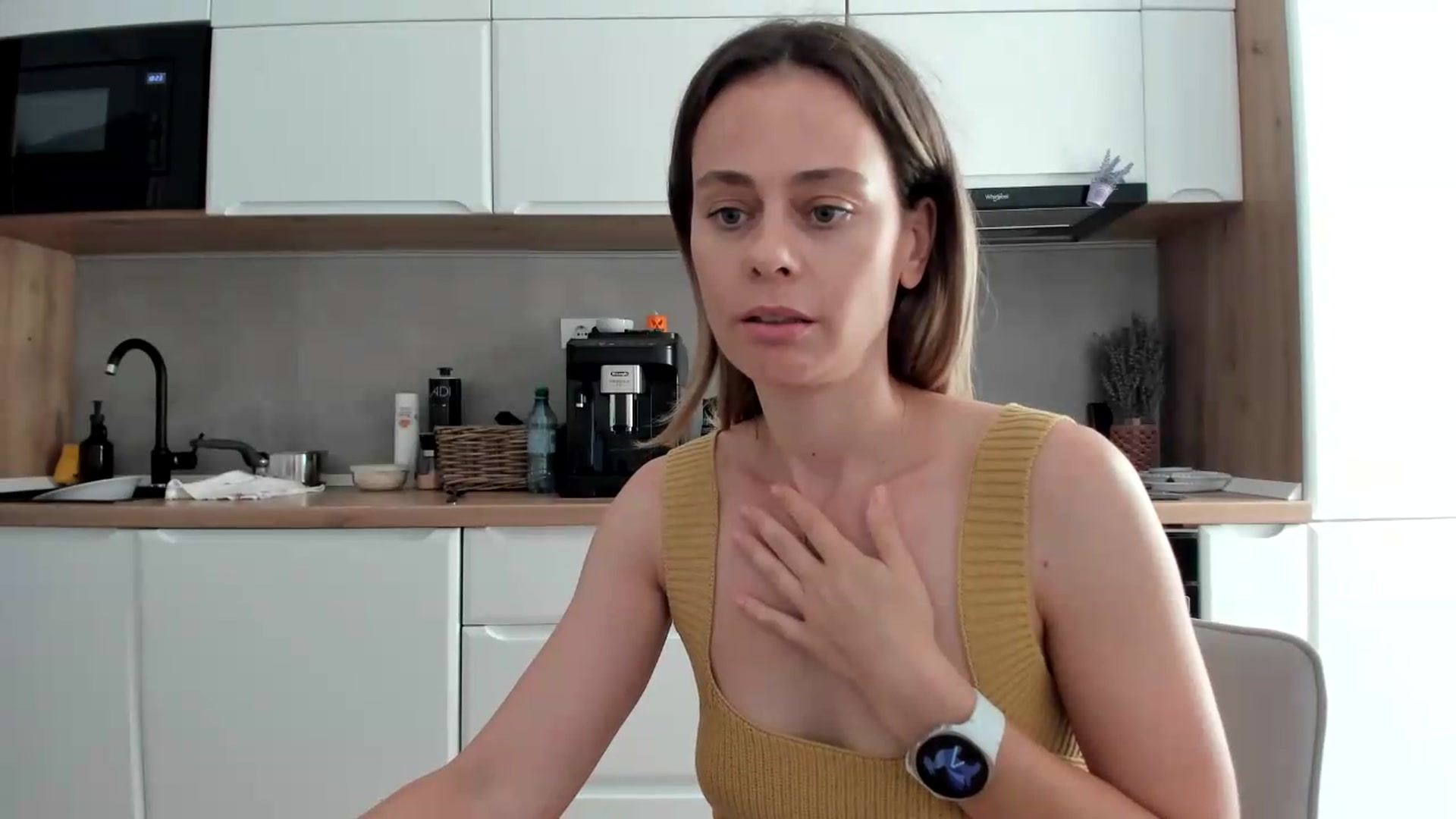 Gallery image thumbnail from DebbyPaige's myfreecams stream on, 07/20/2026, 15:33 image 14 of 20