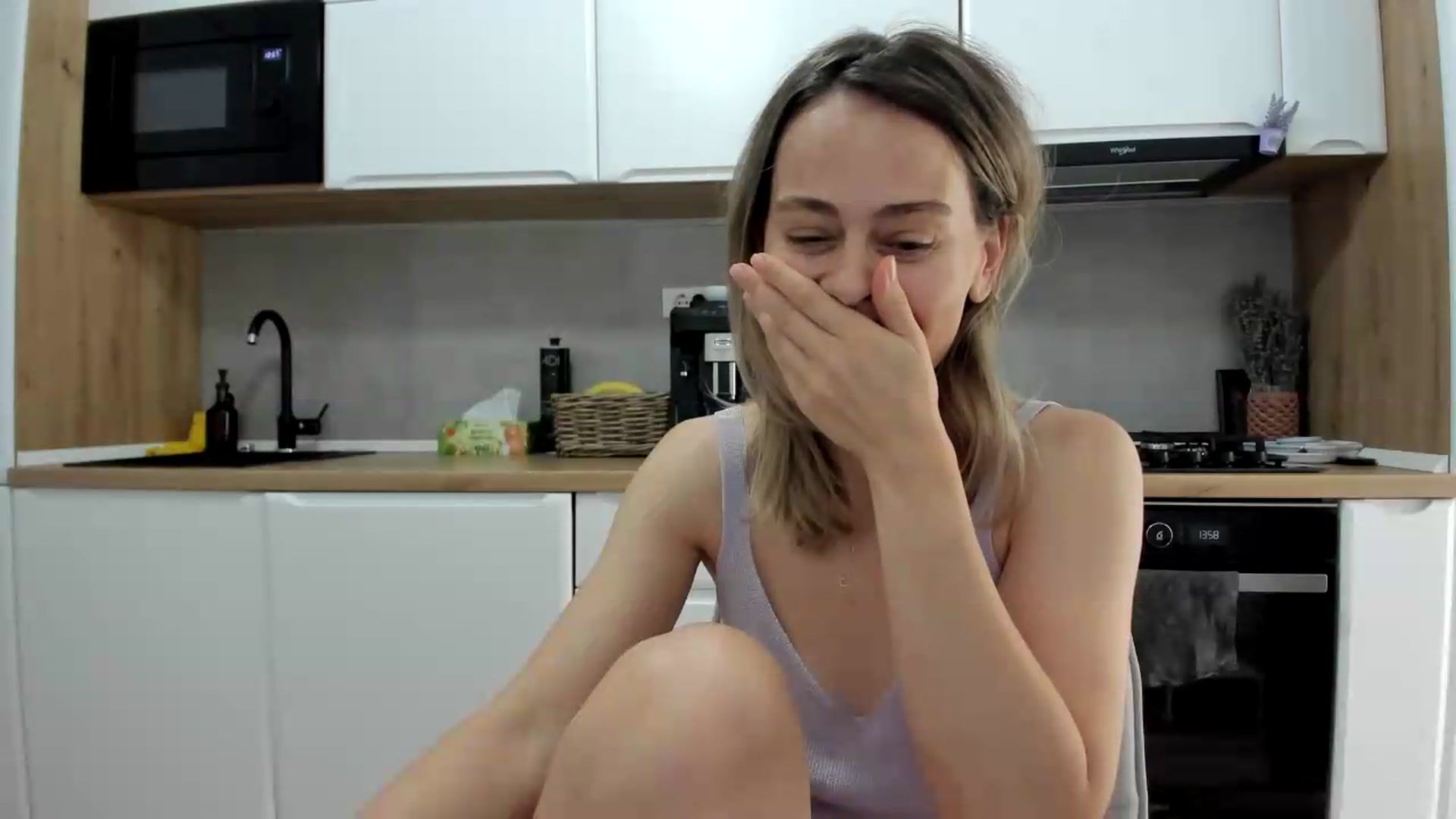 Gallery image thumbnail from DebbyPaige's myfreecams stream on, 07/22/2026, 12:38 image 13 of 20