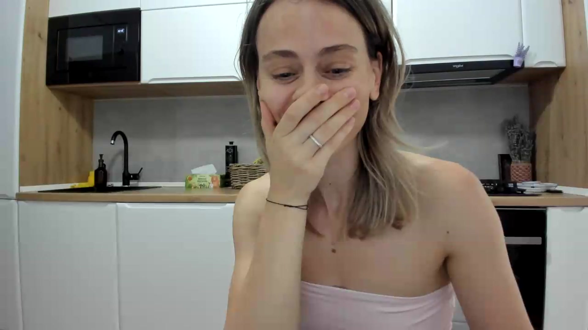 Gallery image thumbnail from DebbyPaige's myfreecams stream on, 07/22/2026, 12:53 image 18 of 20