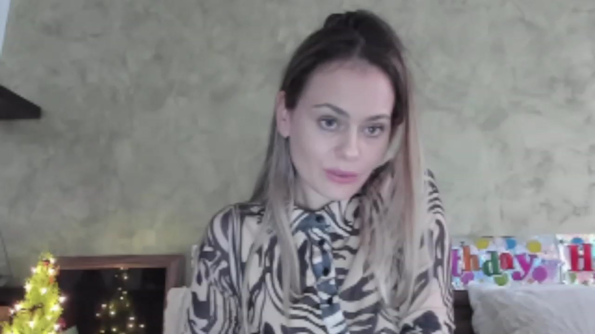 Gallery image thumbnail from DebraPaige's myfreecams stream on, 12/06/2022, 11:19 image 20 of 20