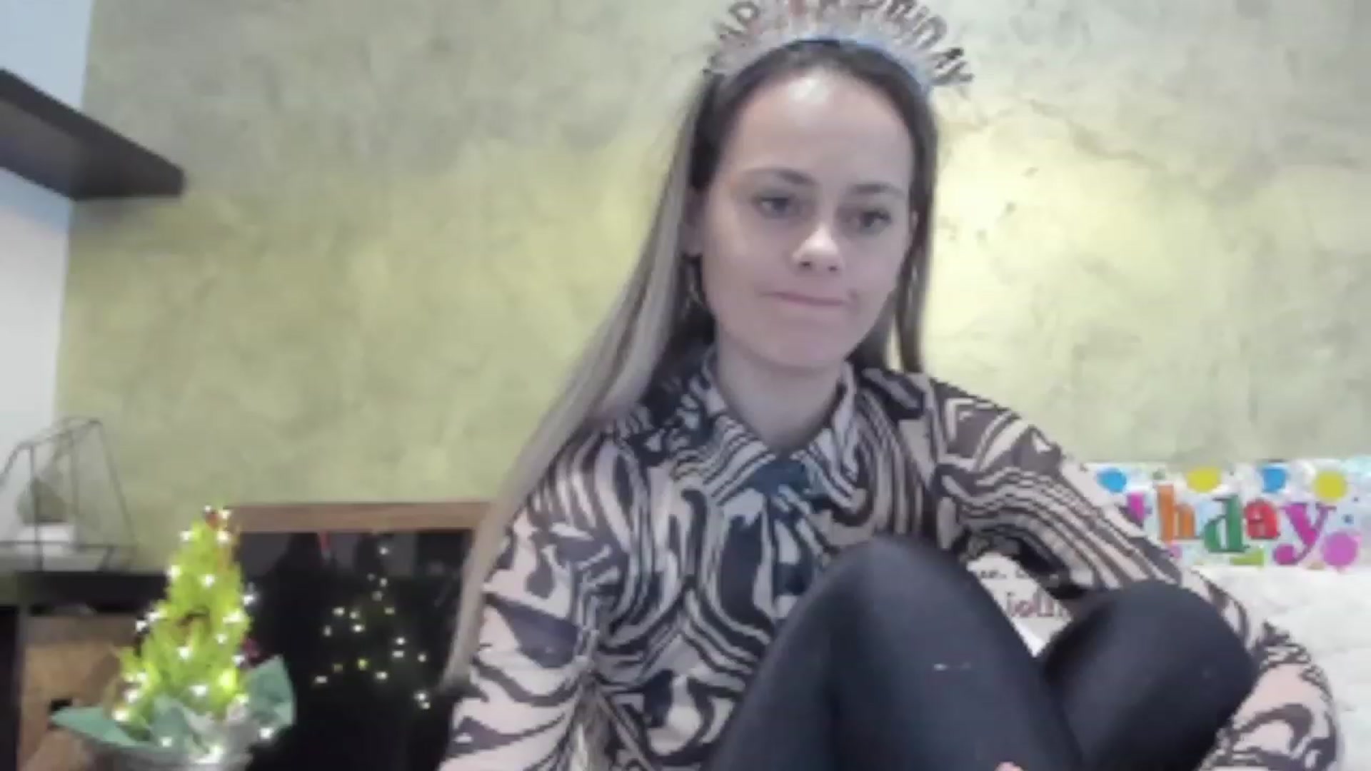Gallery image thumbnail from DebraPaige's myfreecams stream on, 12/06/2022, 11:19 image 6 of 20