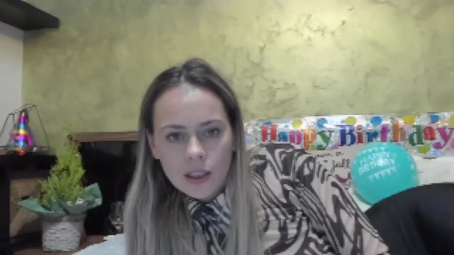 Gallery image thumbnail from DebraPaige's myfreecams stream on, 12/06/2022, 13:23 image 16 of 20