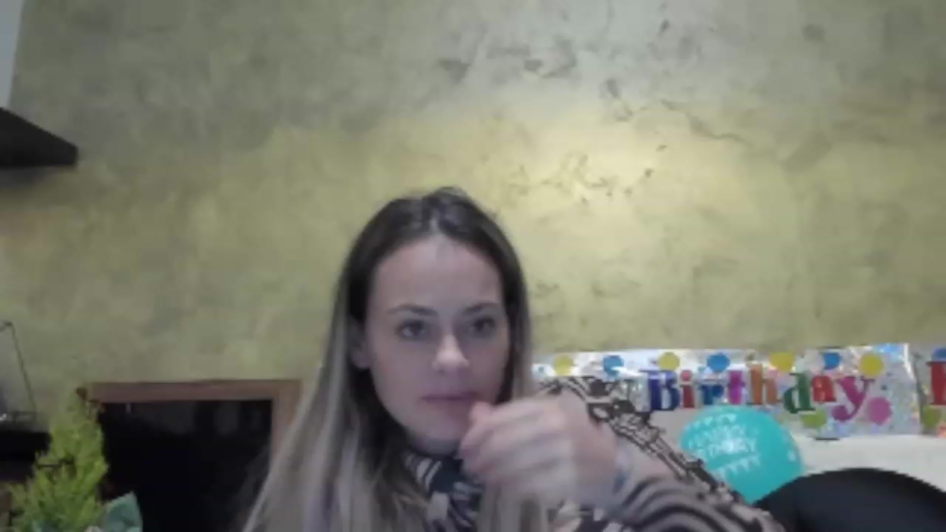 Gallery image thumbnail from DebraPaige's myfreecams stream on, 12/06/2022, 13:23 image 14 of 20