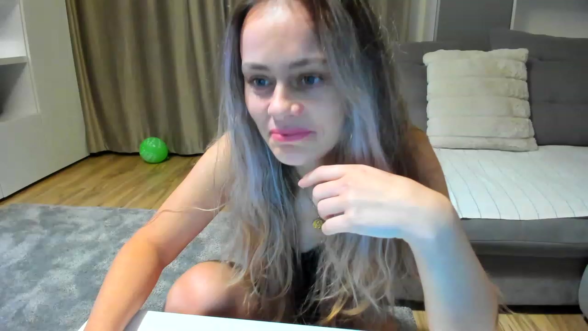 Gallery image thumbnail from DebraPaige's myfreecams stream on, 12/28/2022, 15:47 image 2 of 20