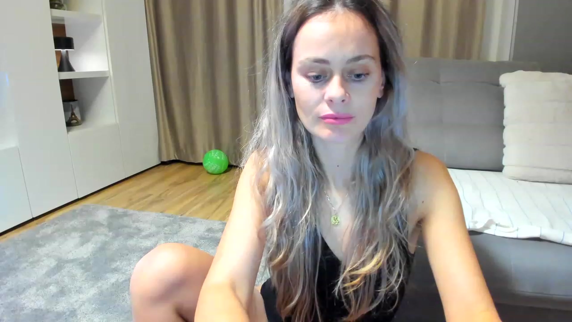 Gallery image thumbnail from DebraPaige's myfreecams stream on, 12/28/2022, 18:30 image 2 of 20